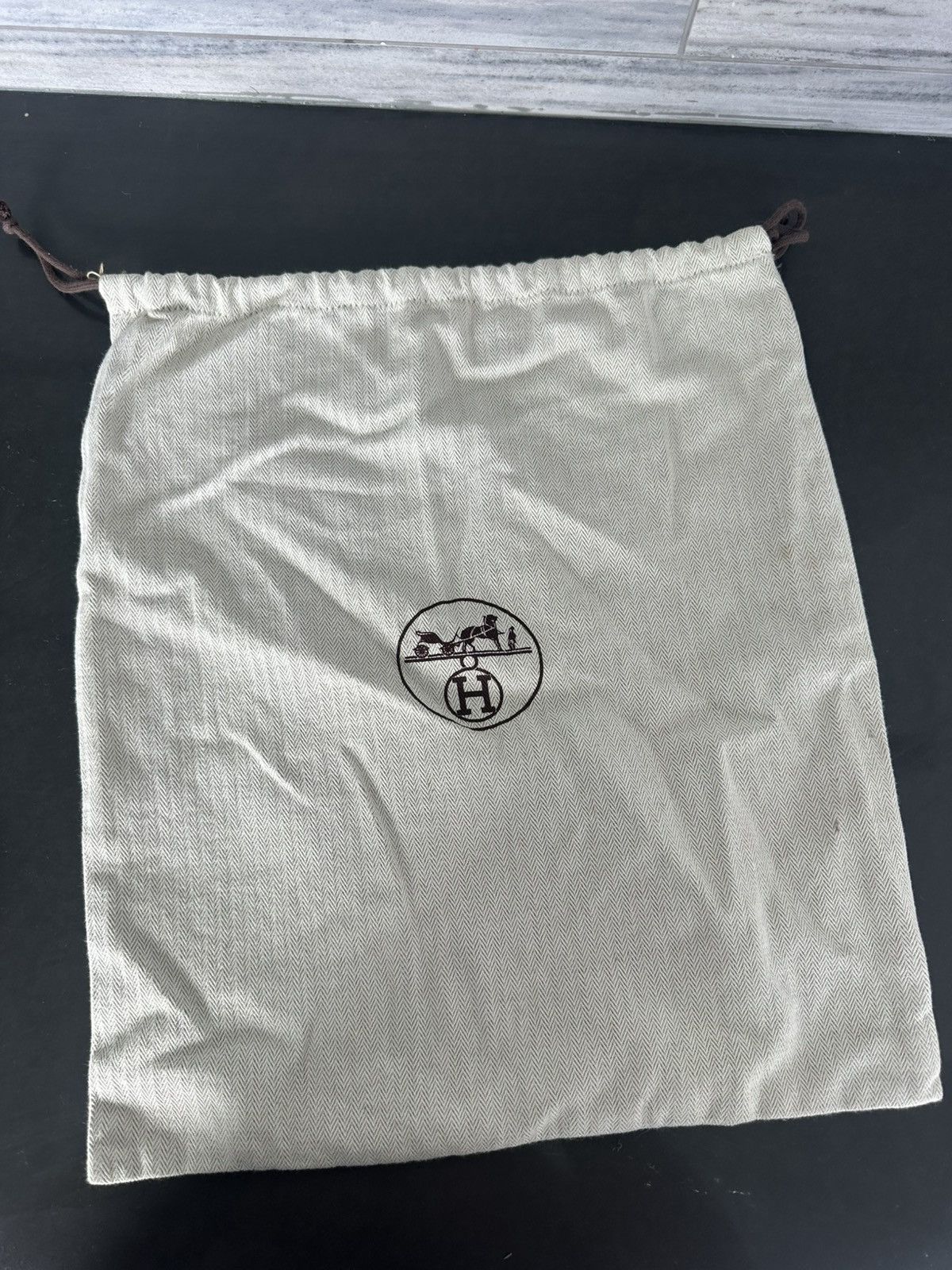 Hermes Hermes Herringbone Dustbag 14 x 15.5 inch Size ONE SIZE - 1 Thumbnail
