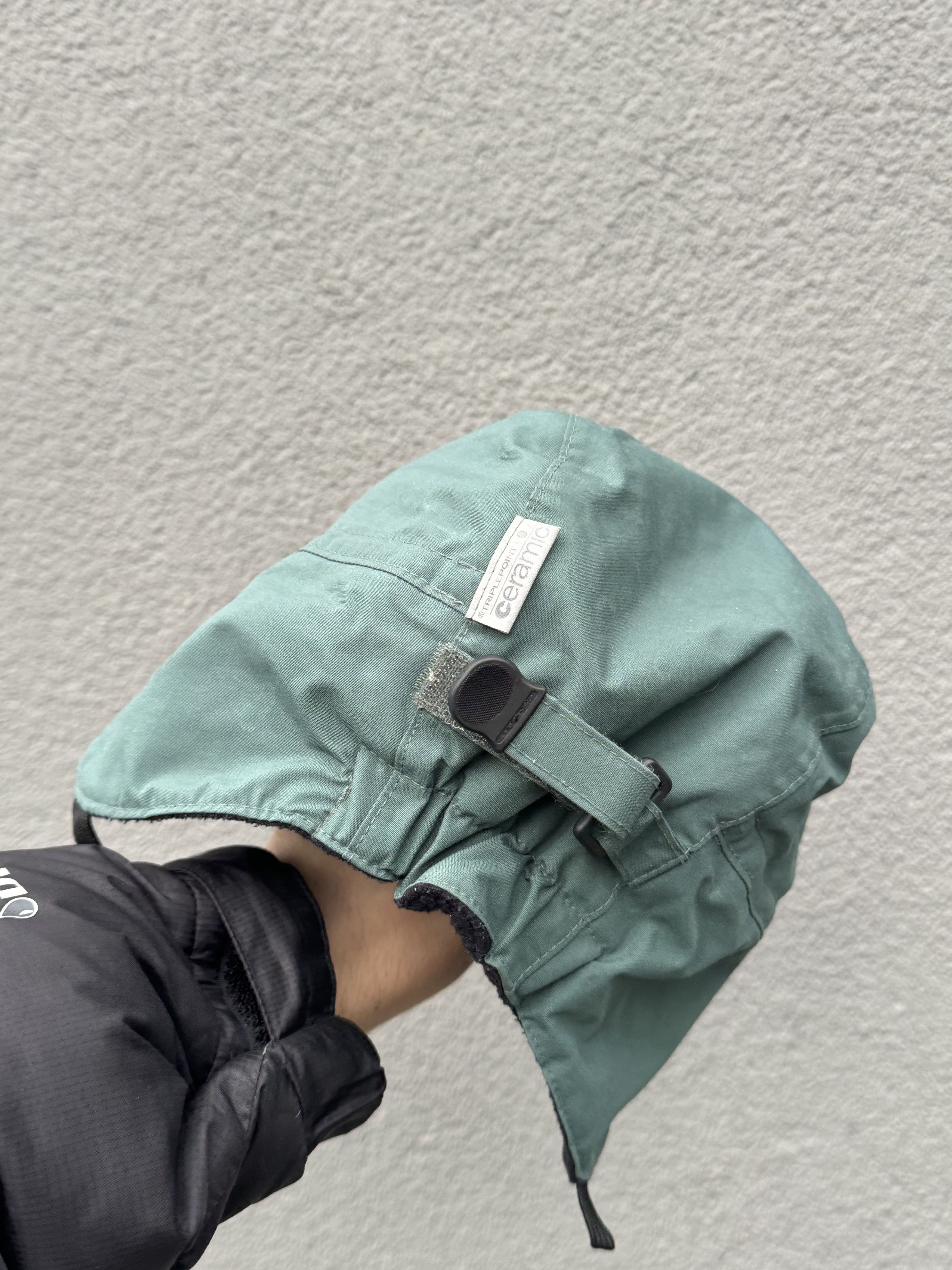 Vintage Vintage LOWE ALPINE Tracking Fleece Cap Green Size ONE SIZE - 7 Thumbnail