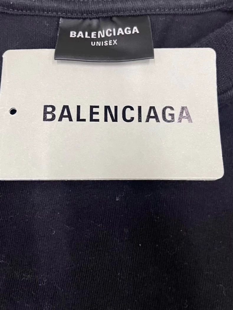 Balenciaga Balenciaga Manchester United Football Tokyo Limited Long S Size US XXL / EU 58 / 5 - 3 Thumbnail