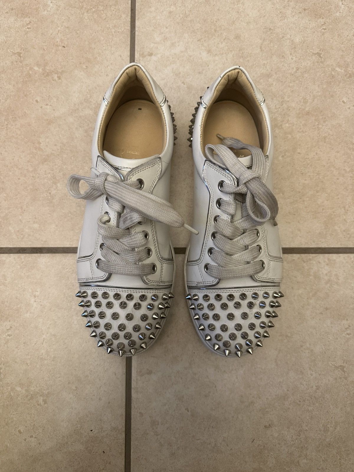 Christian Louboutin Christian Louboutin Louis Junior Spikes Size US 6 / EU 39 - 1 Thumbnail