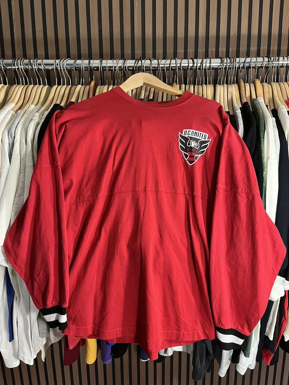Other Modern DC United Red Long Sleeve Long Sleeve Size US S / EU 44-46 / 1 - 1 Thumbnail