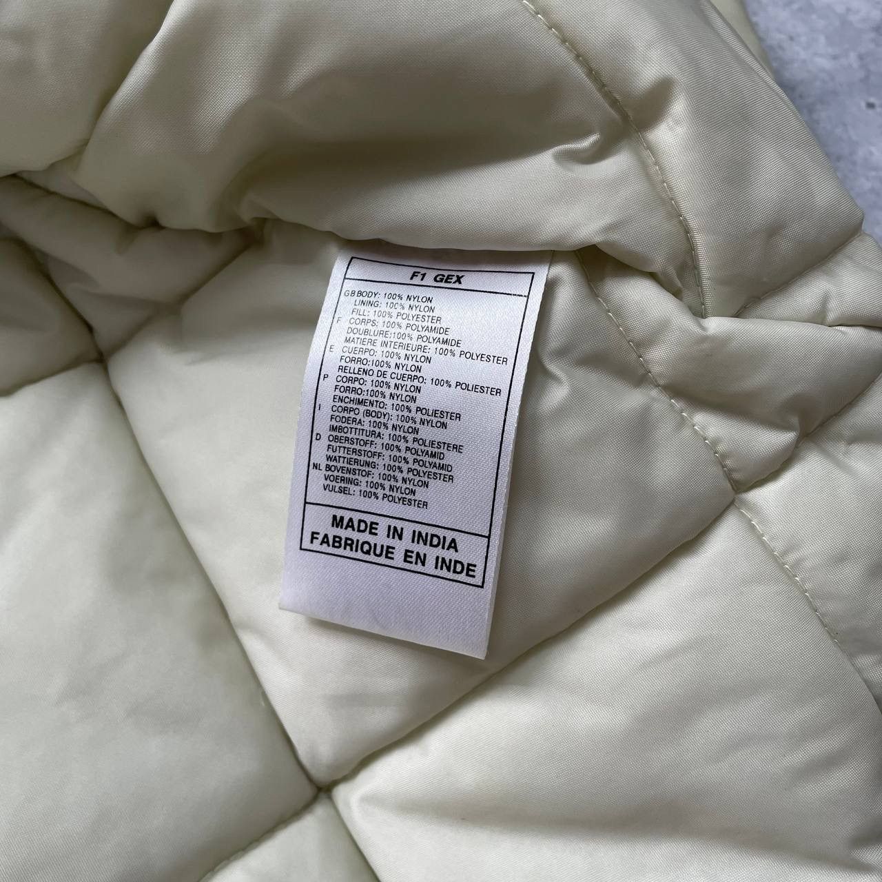 Nike × Vintage Vintage 2000s Nike Nylon Puffer Y2K Jacket Beige Size S Size US S / EU 44-46 / 1 - 22 Thumbnail