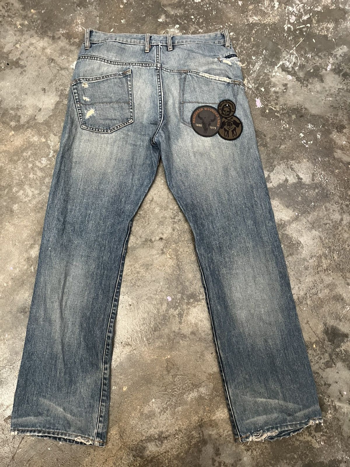 Japanese Brand Vintage Distressed Denim Jeans Sun Faded Destroyed Wash Size US 34 / EU 50 - 2 Thumbnail