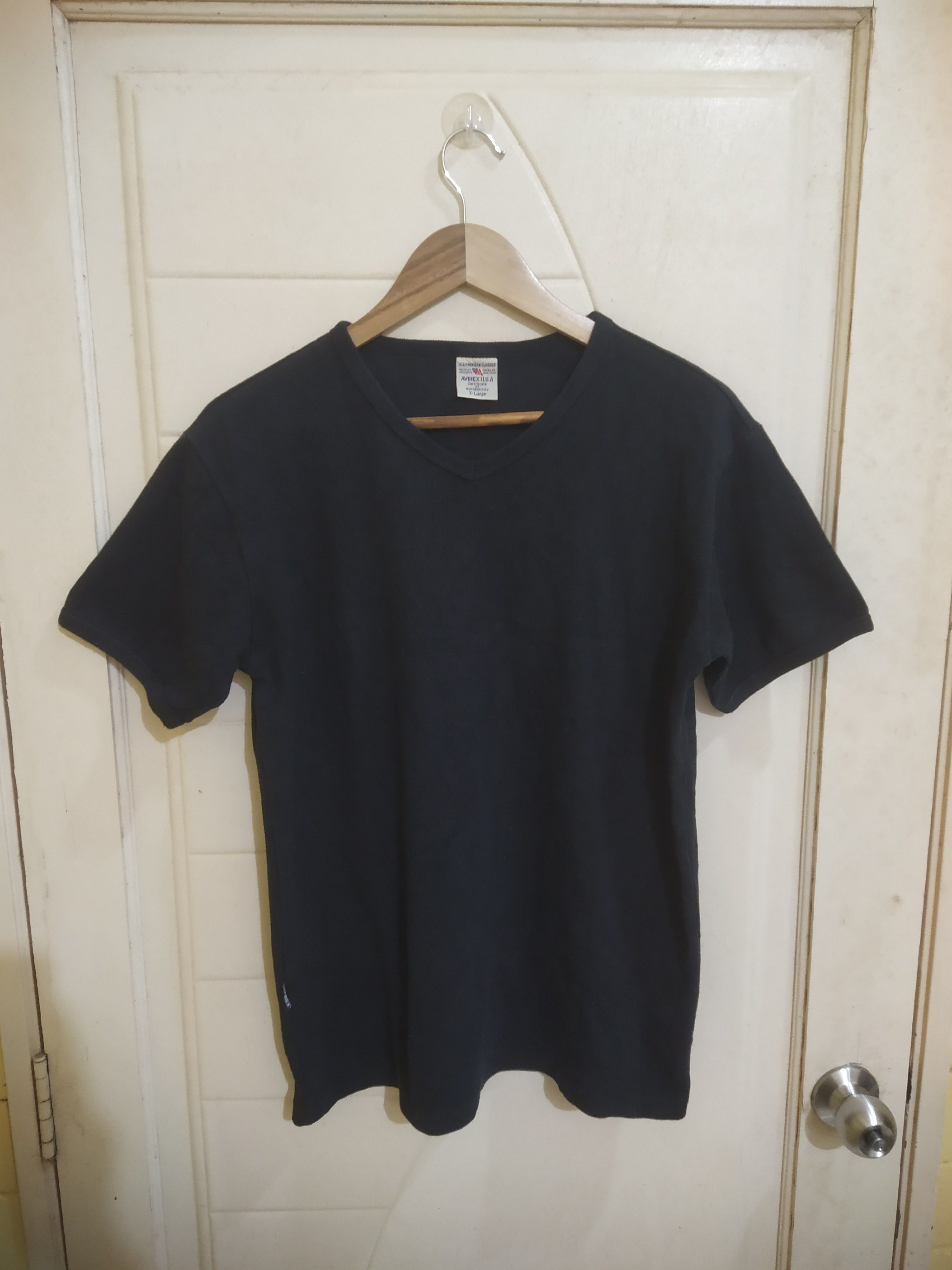 Avirex Avirex Japan "Daily Wear" Ribbed V-Neck Tee Size US XL / EU 56 / 4 - 1 Thumbnail