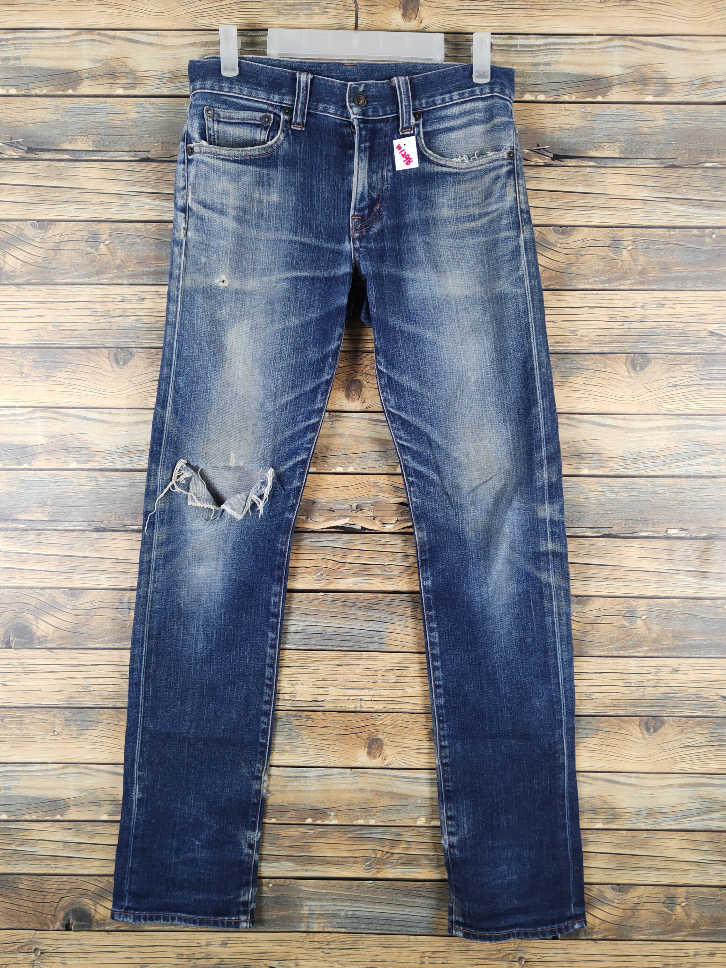 Japanese Brand Uniqlo Dark Blue Distressed Ripped denim Jeans #W1298 Size US 29 - 1 Thumbnail