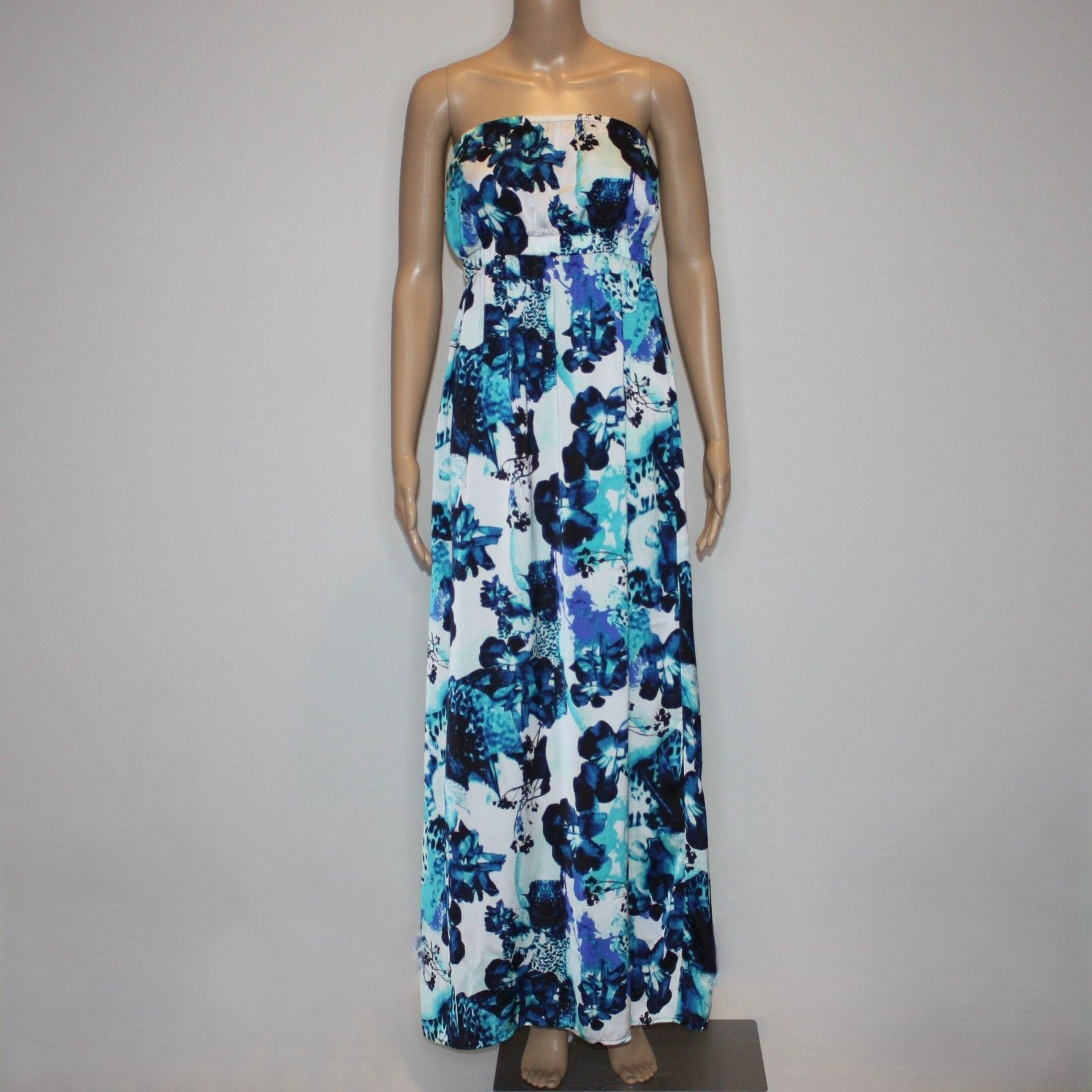 Other Chic by Jacob Floral Maxi Dress in Blue Colors size M NWOT Size M / US 6-8 / IT 42-44 - 1 Thumbnail