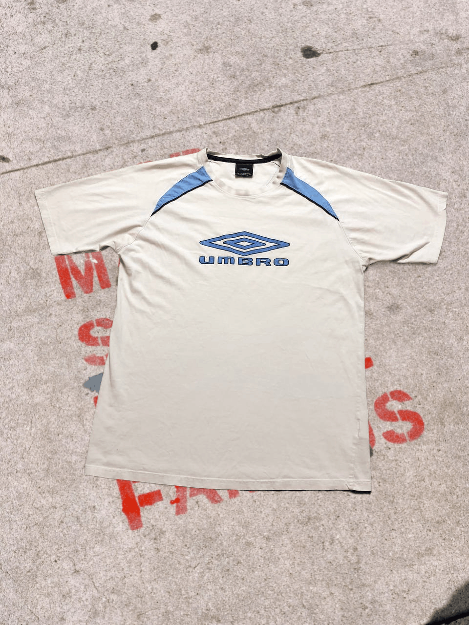Umbro Vintage Y2K Umbro Graphic Tee Size US M / EU 48-50 / 2 - 1 Thumbnail