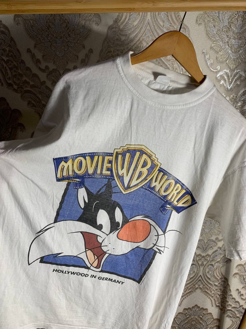 Cartoon Network × Vintage VERY RARE WARNER BROS 1991 MOVIE WORLD HOLLYWOOD IN GERMANY Size US XL / EU 56 / 4 - 2 Thumbnail