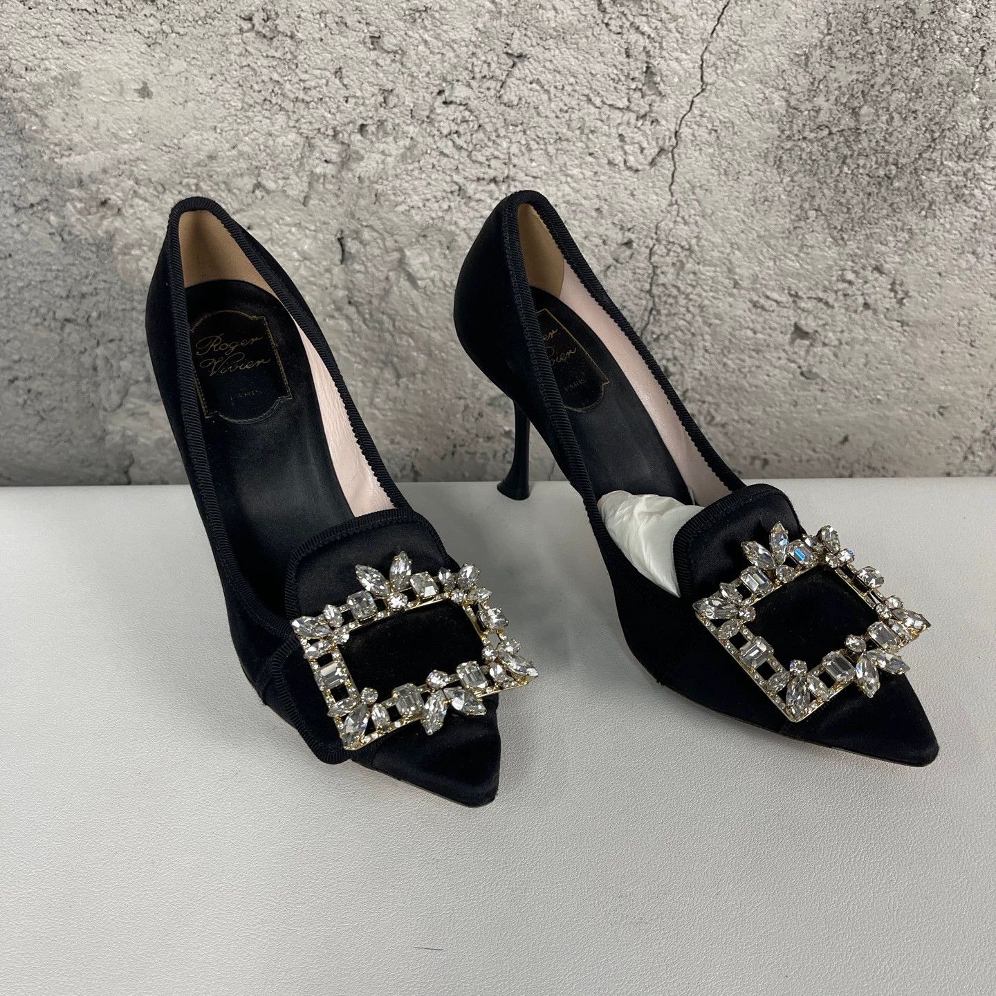 Roger Vivier RV Crystal Buckle High Heels 36.5 Size US 6 / IT 36 - 1 Thumbnail