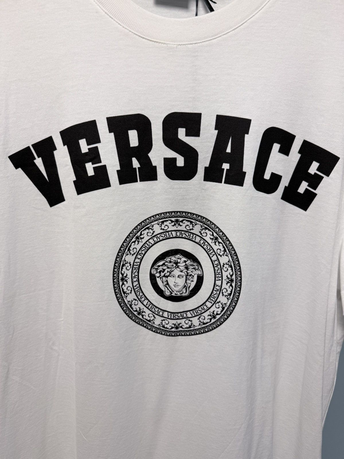 Versace Versace Medusa White Tee New with Tags Size US XL / EU 56 / 4 - 3 Thumbnail