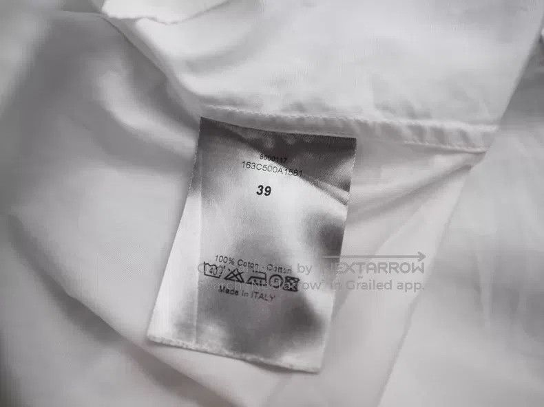 Dior Dior size 39 Classic Slim Fit White Shirt Size US S / EU 44-46 / 1 - 5 Thumbnail
