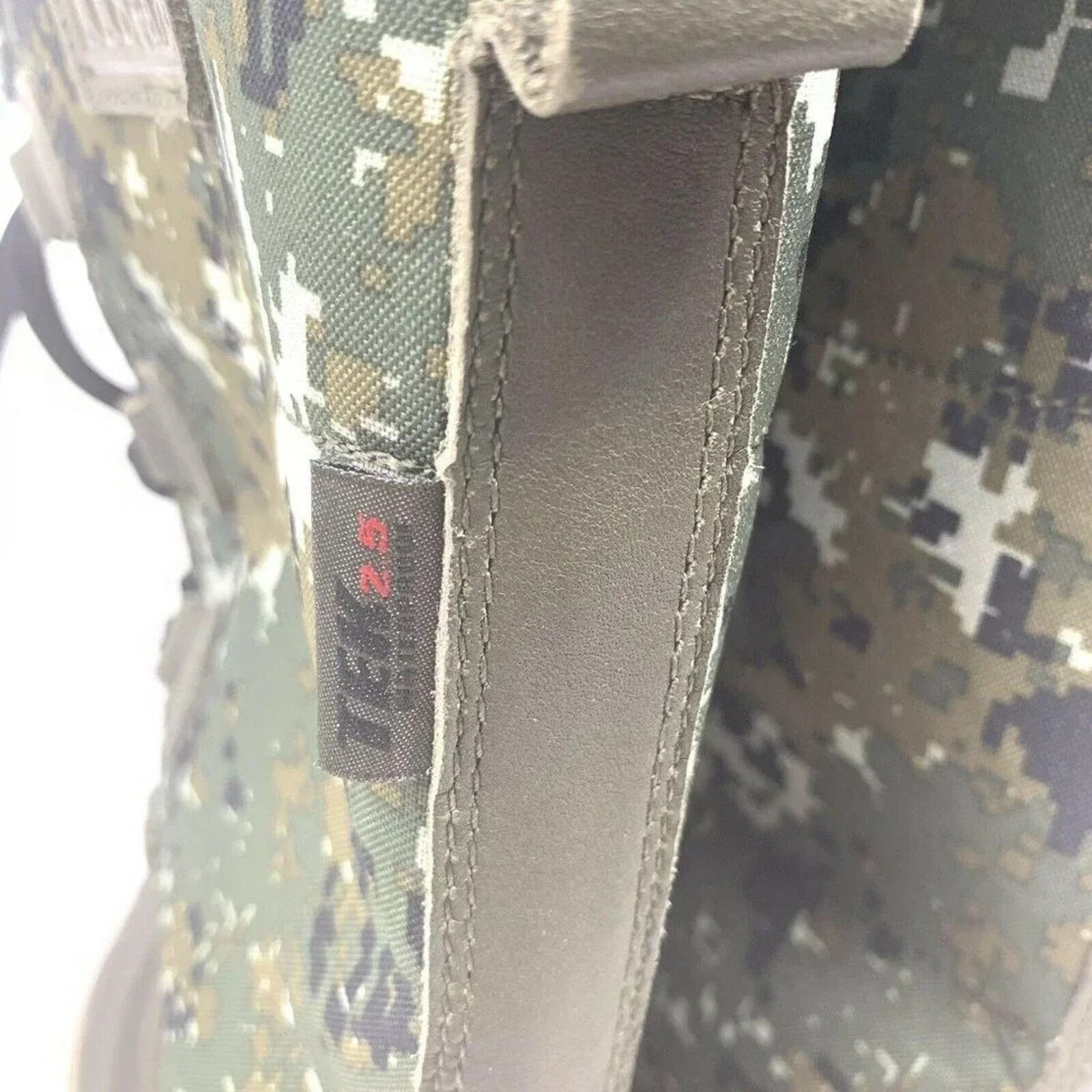 L.L. Bean LL Bean Rangeley Pac Tall Winter Boot Tek 2.5 Digital Camo 9 Size US 9 / IT 39 - 8 Thumbnail