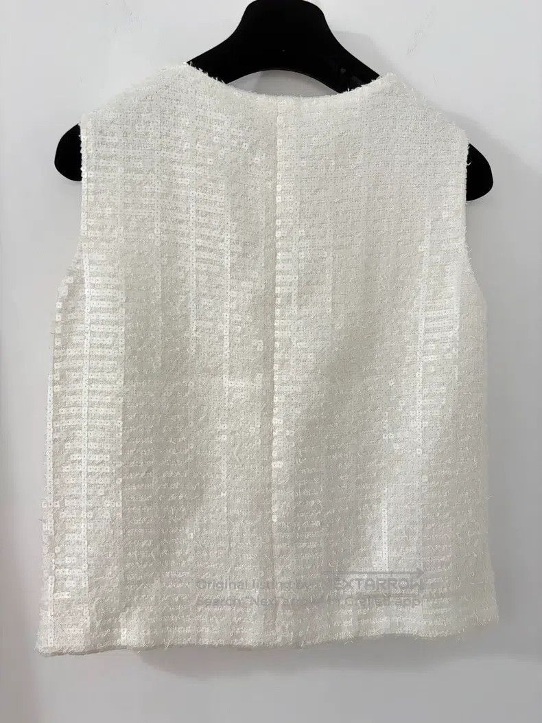 Chanel Chanel White sequined vest Size XS / US 0-2 / IT 36-38 - 2 Thumbnail