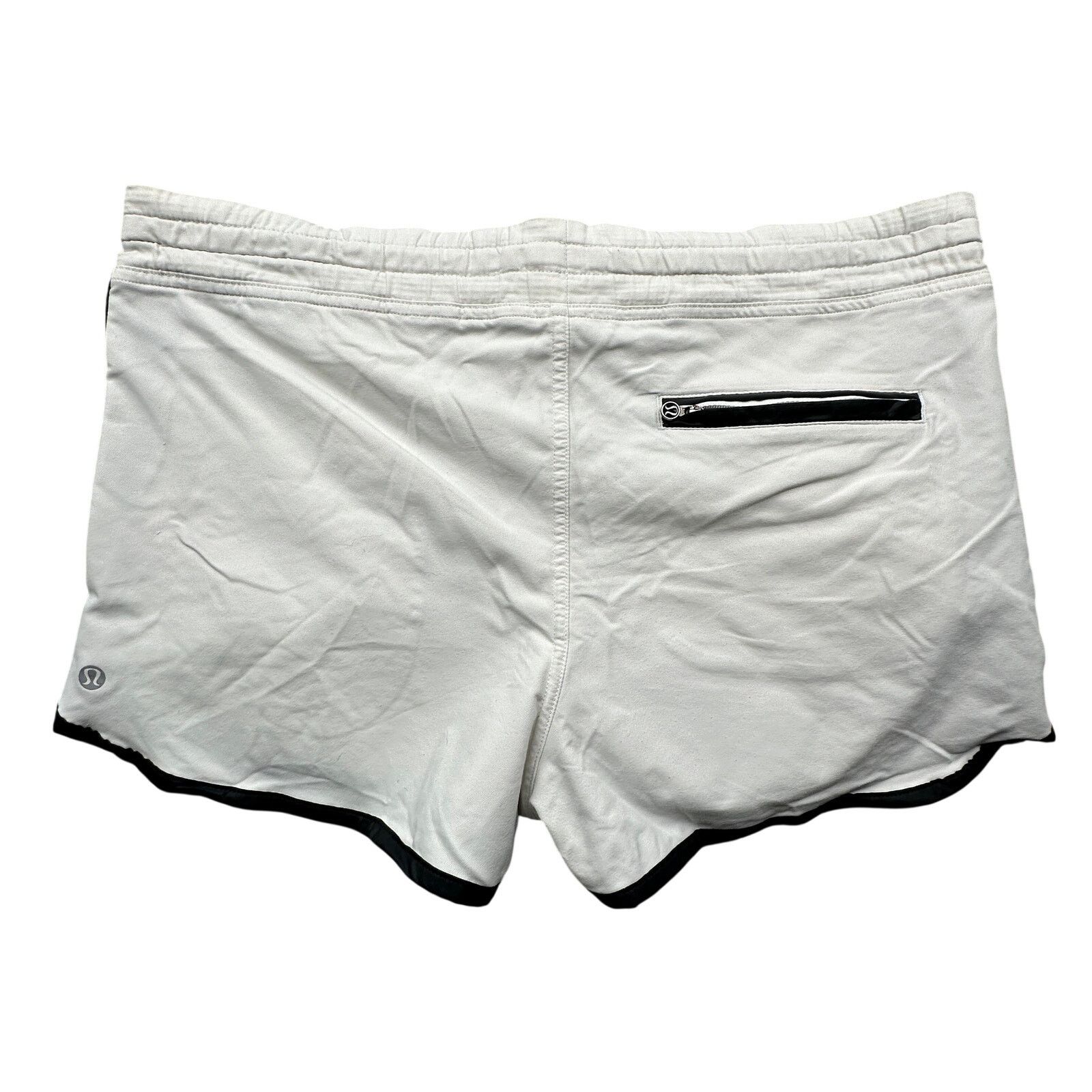 Lululemon Lululemon W7A76S Varsity Shorts Black White Womens Large XL Size 33" - 2 Thumbnail