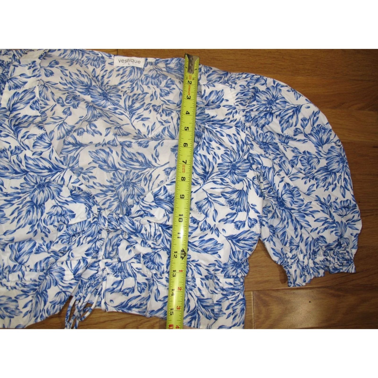Vintage Vestique Crop Top Women's L Blue White Floral 100% Cotton Puff Sleeve Tie Front Shirt Cropped Blouse Vintage No N/A Size L / US 10 / IT 46 - 7 Thumbnail