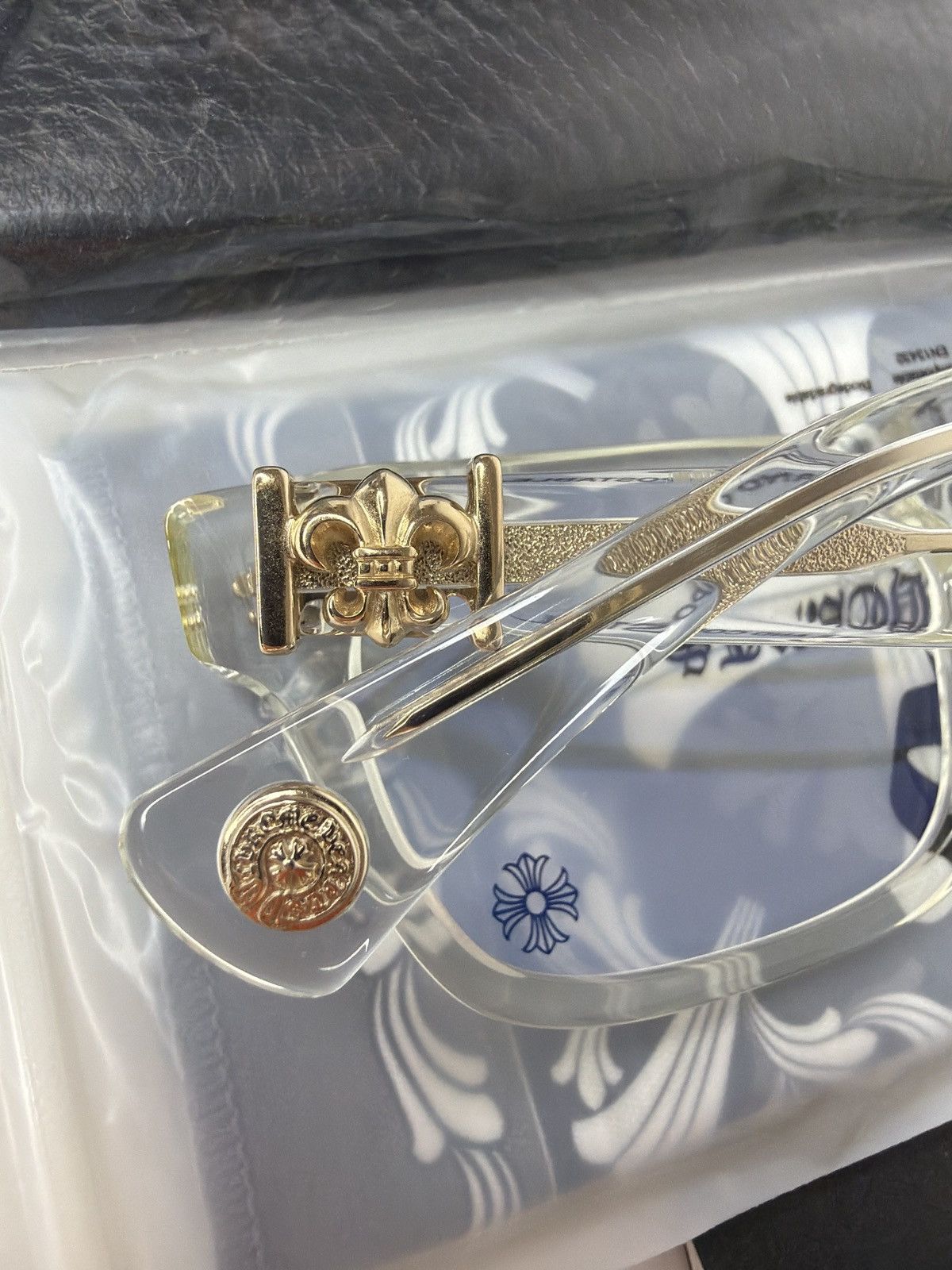 Chrome Hearts Chrome Hearts Gittin Any? - A Crystal 18KGP New 52-19-145 Size ONE SIZE - 4 Thumbnail