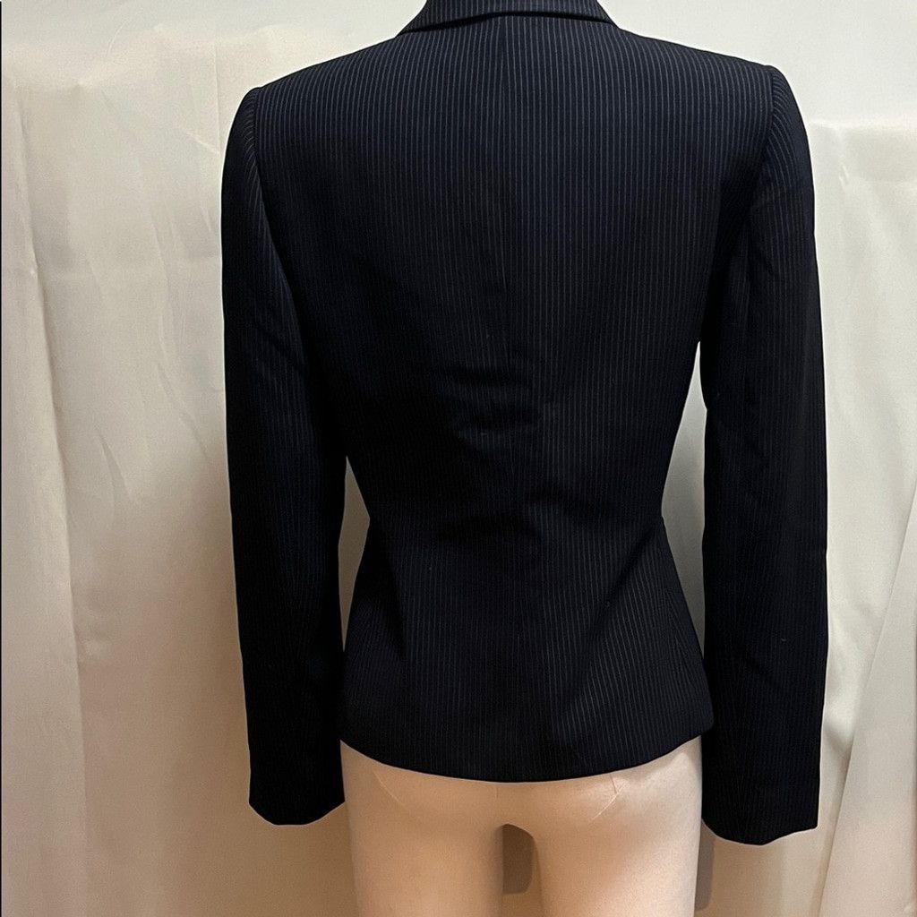 Elie Tahari Tahari black and white pinstripe, Blazer Size S / US 4 / IT 40 - 3 Thumbnail
