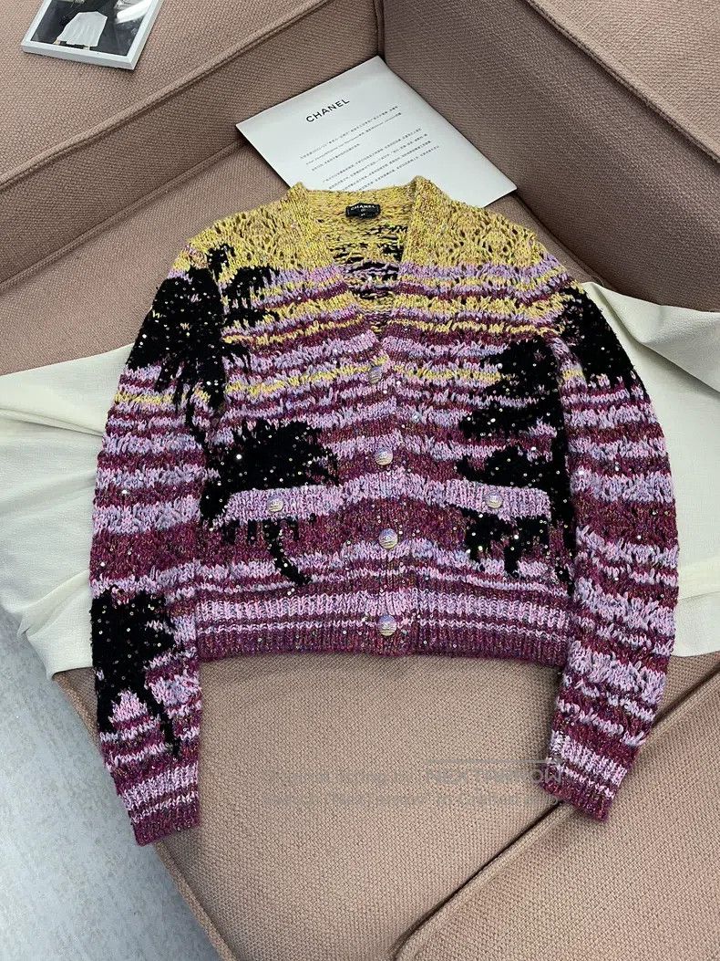 Chanel Chanel 24C Colour Sequin Coconut Grove Knitted Cardigan c Size XXS / US 00 / IT 34 - 1 Thumbnail