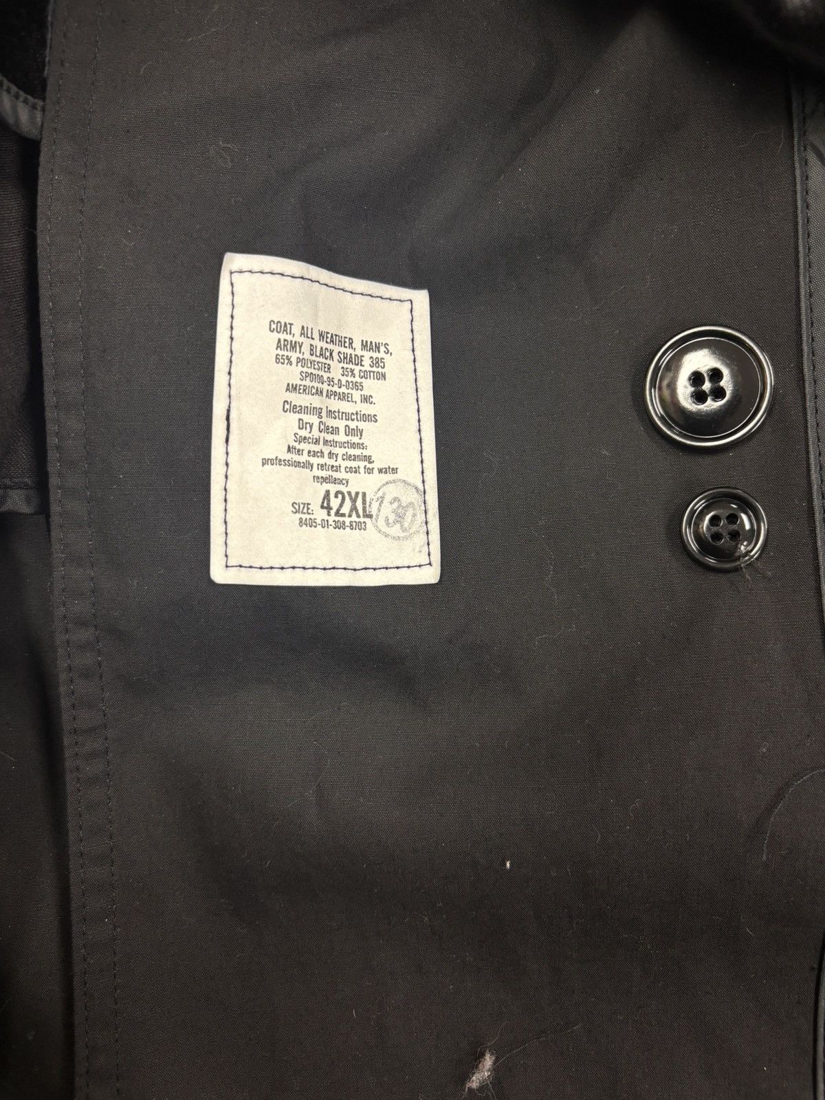 Burberry Burberry trench coat in black and tan Size M / US 6-8 / IT 42-44 - 5 Thumbnail