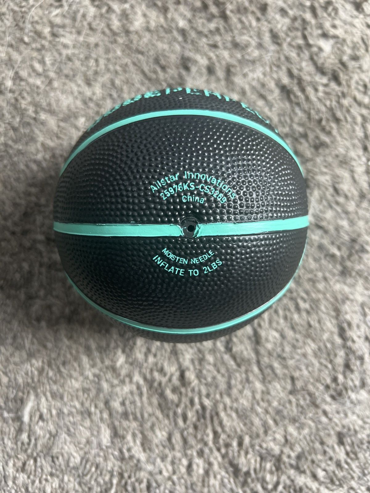 Hypebeast 2023 Dude Perfect Mini Basketball Size ONE SIZE - 4 Thumbnail