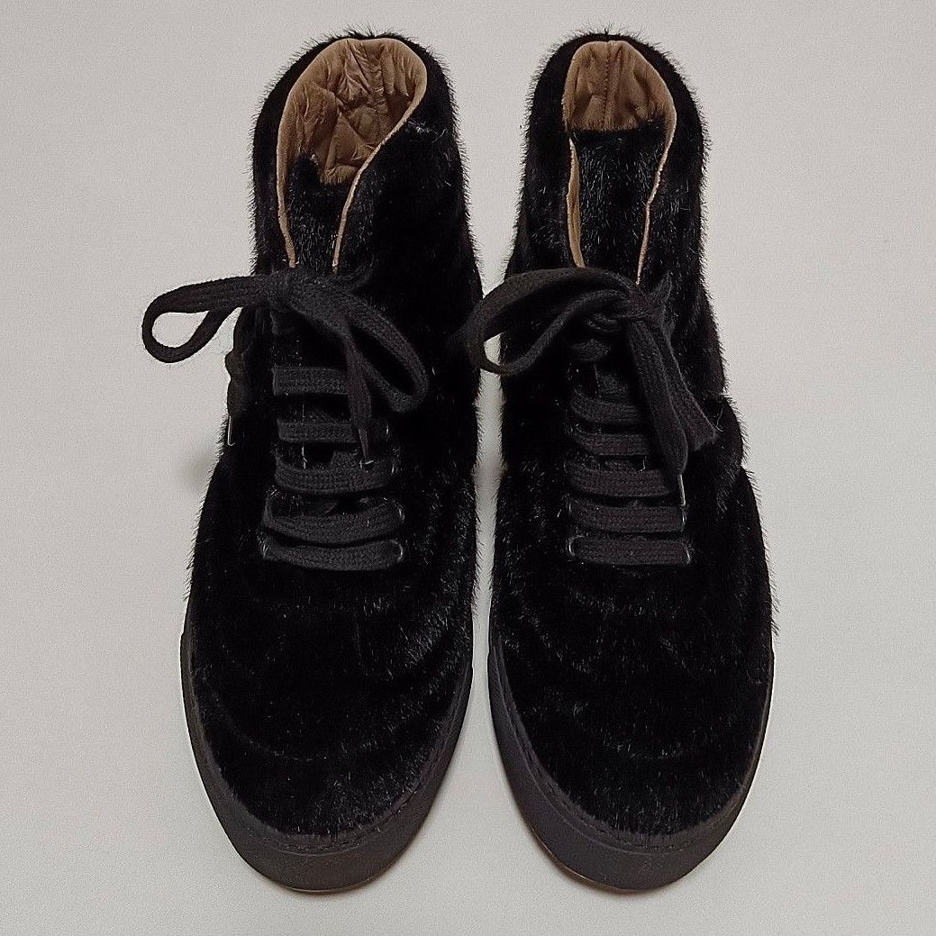 MM6 × Maison Margiela MM6 by Maison Martin Margiela Black Faux Fur Hightop Sneaker Size US 8 / IT 38 - 2 Thumbnail