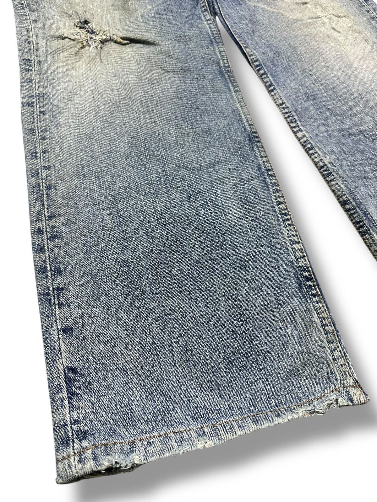 Levi's Vintage Levi’s 502 Distressed Straight Fit Denim Faded Wash Size US 36 / EU 52 - 15 Thumbnail