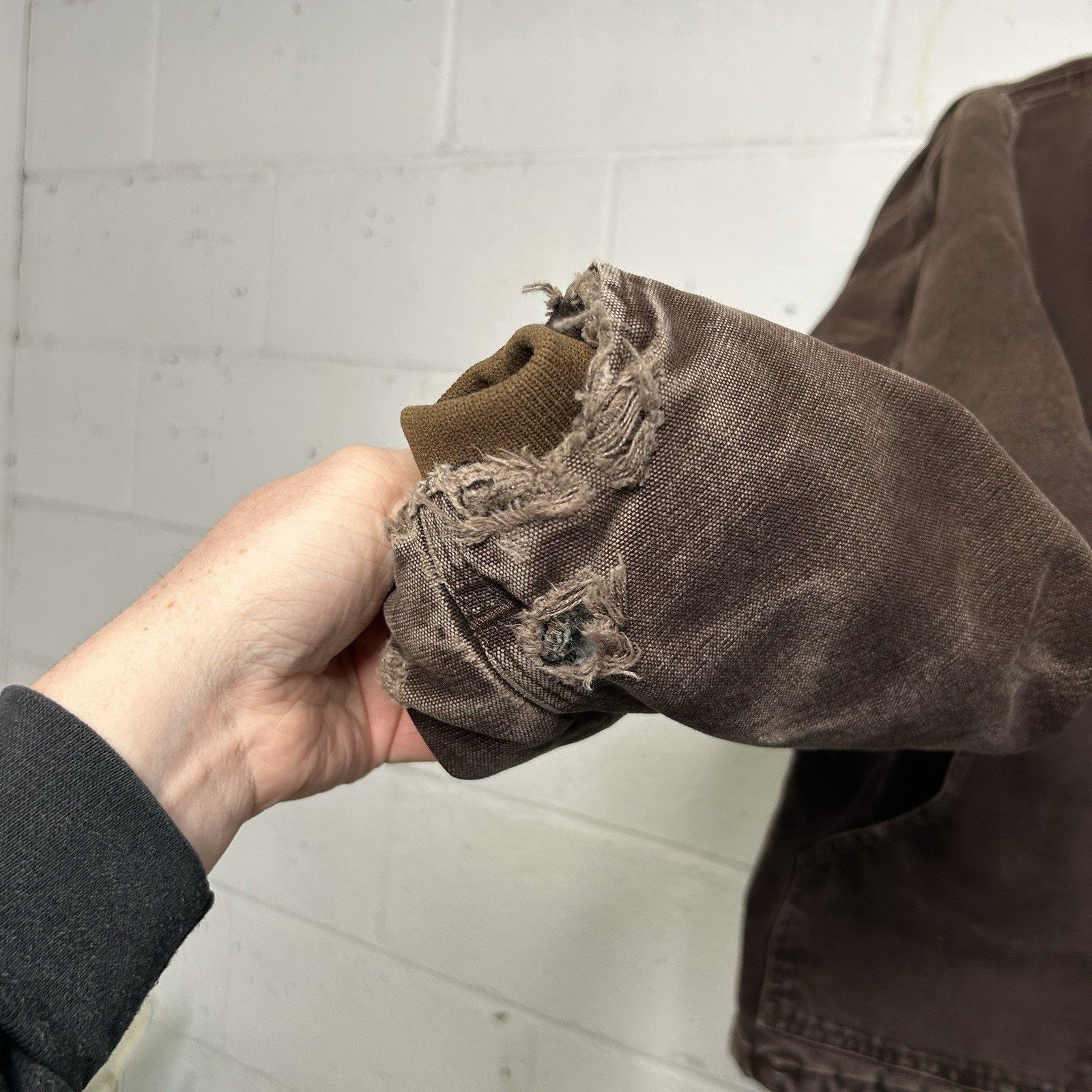 Carhartt Vintage Carhartt Quilted Traditional Jacket “Dark Brown” J22 Size US L / EU 52-54 / 3 - 8 Thumbnail