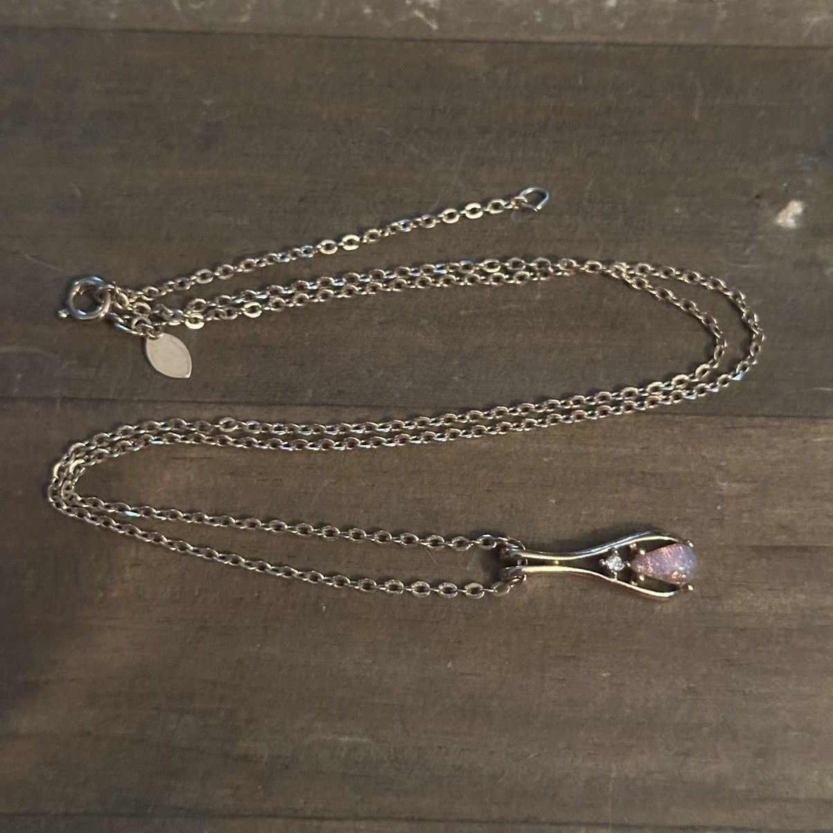 Other × Vintage Vintage Avon Fireglow teardrop pendant necklace Size ONE SIZE - 2 Thumbnail
