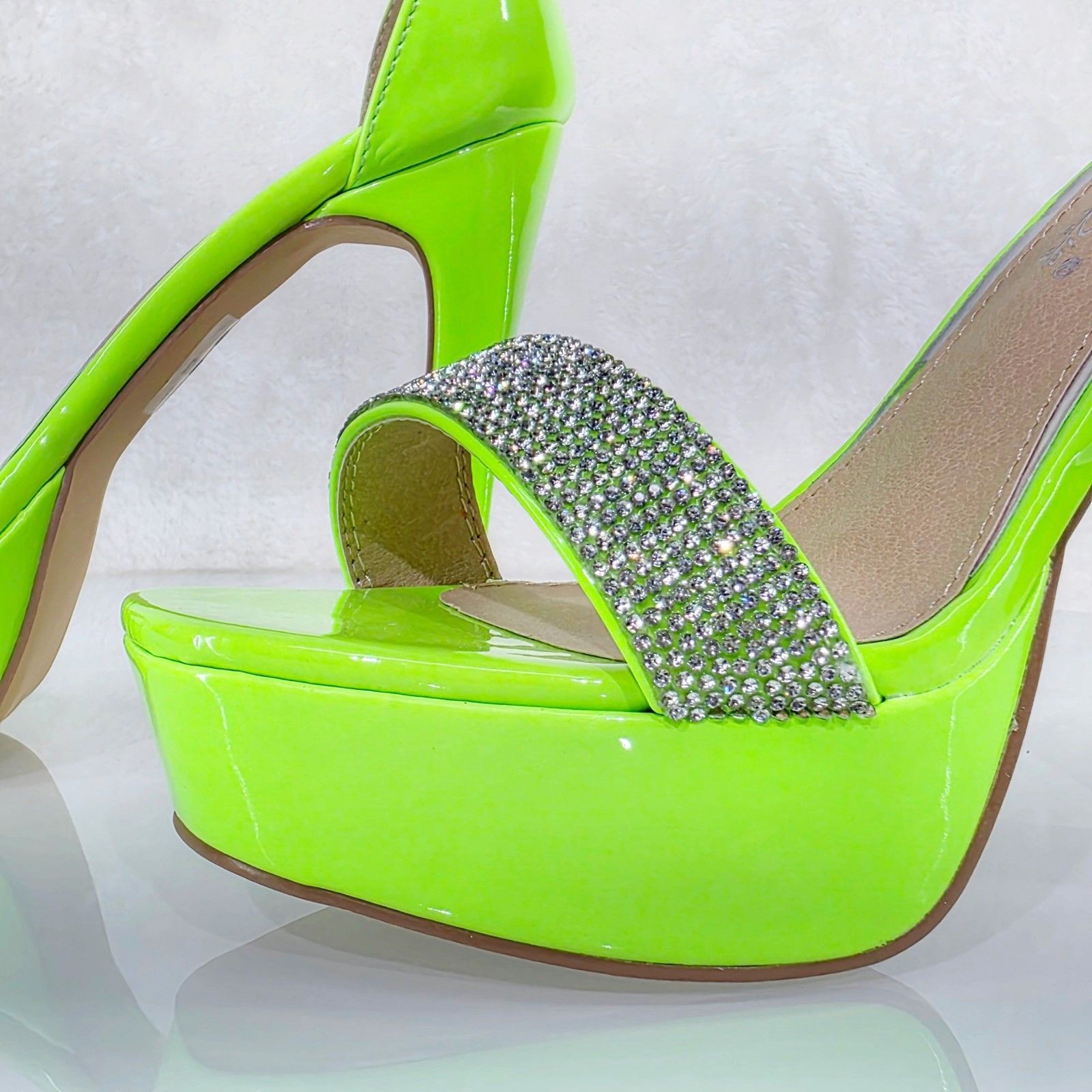 Other Neon Green Lime Platform 4.75" Heels Rhinestone Evening Part Size US 6.5 / IT 36.5 - 6 Thumbnail