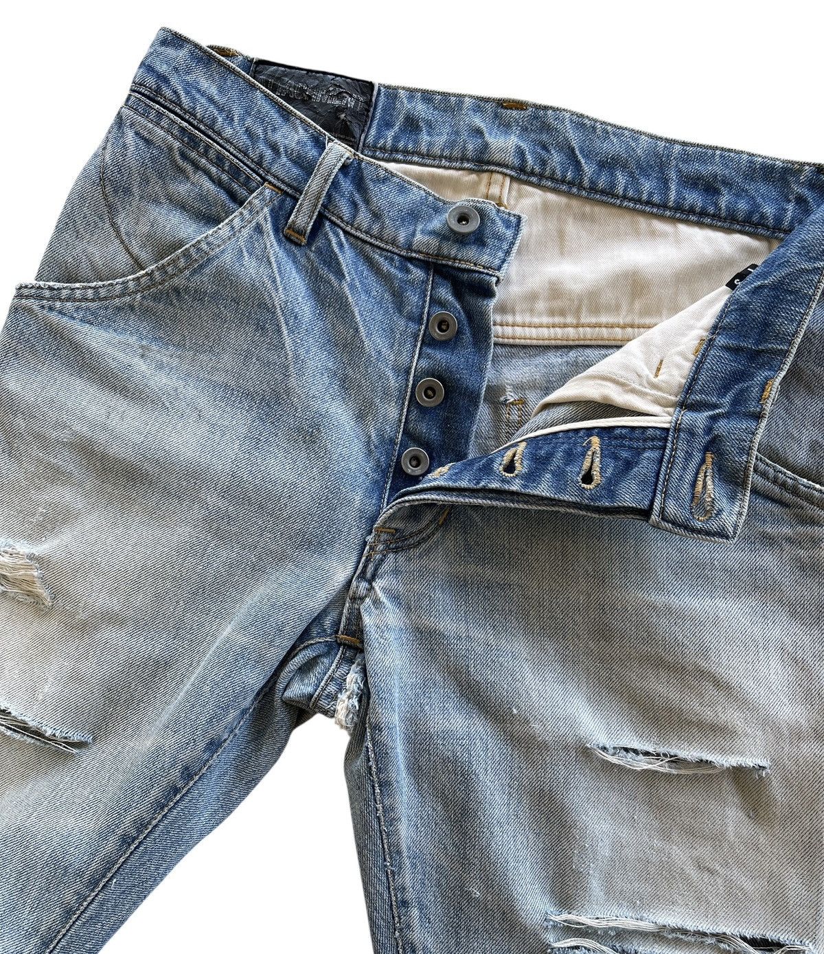 Attachment Attachment Distressed Denim Size US 29 - 9 Thumbnail