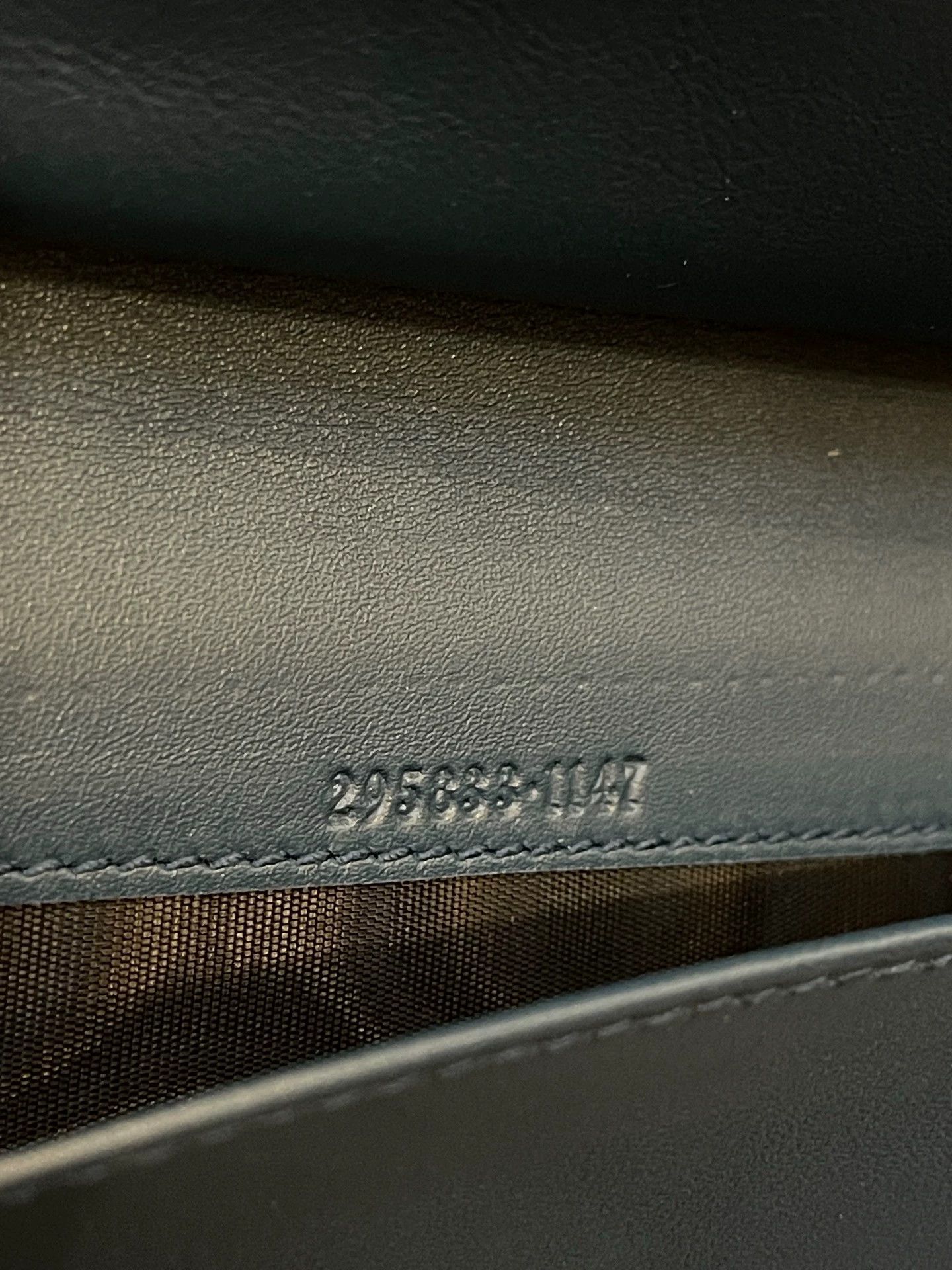 Gucci Gucci Double G Embossed Leather Clutch Size ONE SIZE - 7 Thumbnail