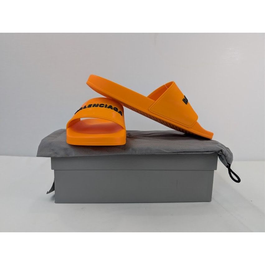Balenciaga o1rshd1 Q:2 / Rubber Logo Pool Slide Sandals Orange / Black Size US 12 / EU 45 - 19 Thumbnail