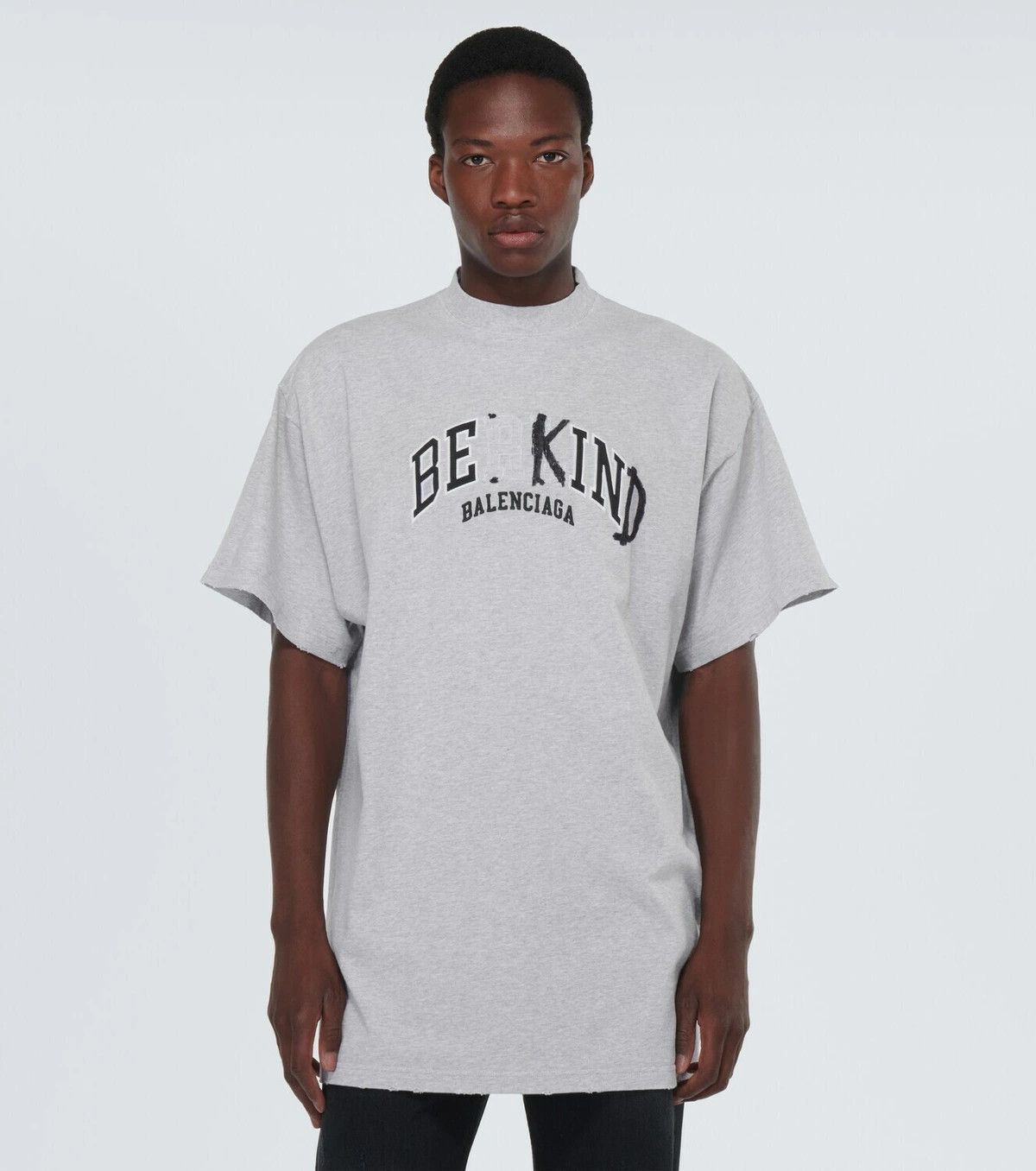 Balenciaga Faded Black Embroidered Be Kind Logo Oversized T-Shirt Size US XS / EU 42 / 0 - 5 Thumbnail