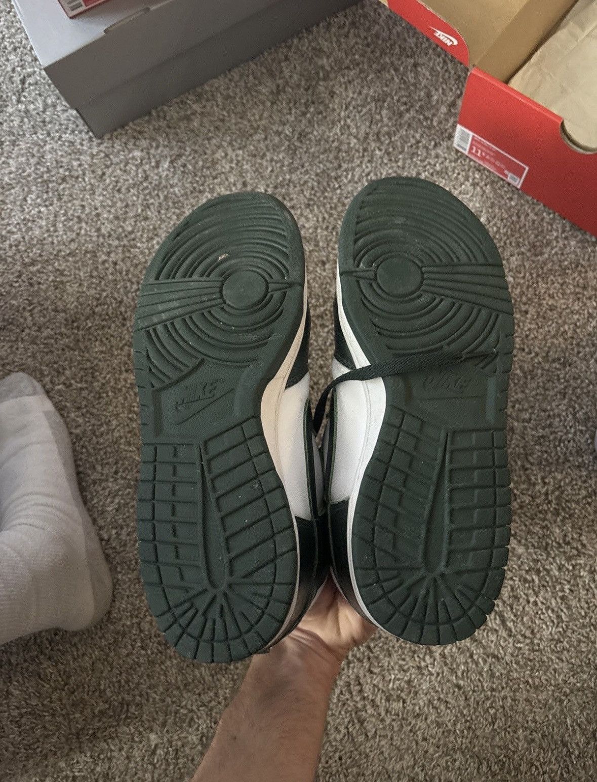 Nike Nike Michigan State Spartan Dunks Size US 11.5 / EU 44-45 - 5 Thumbnail