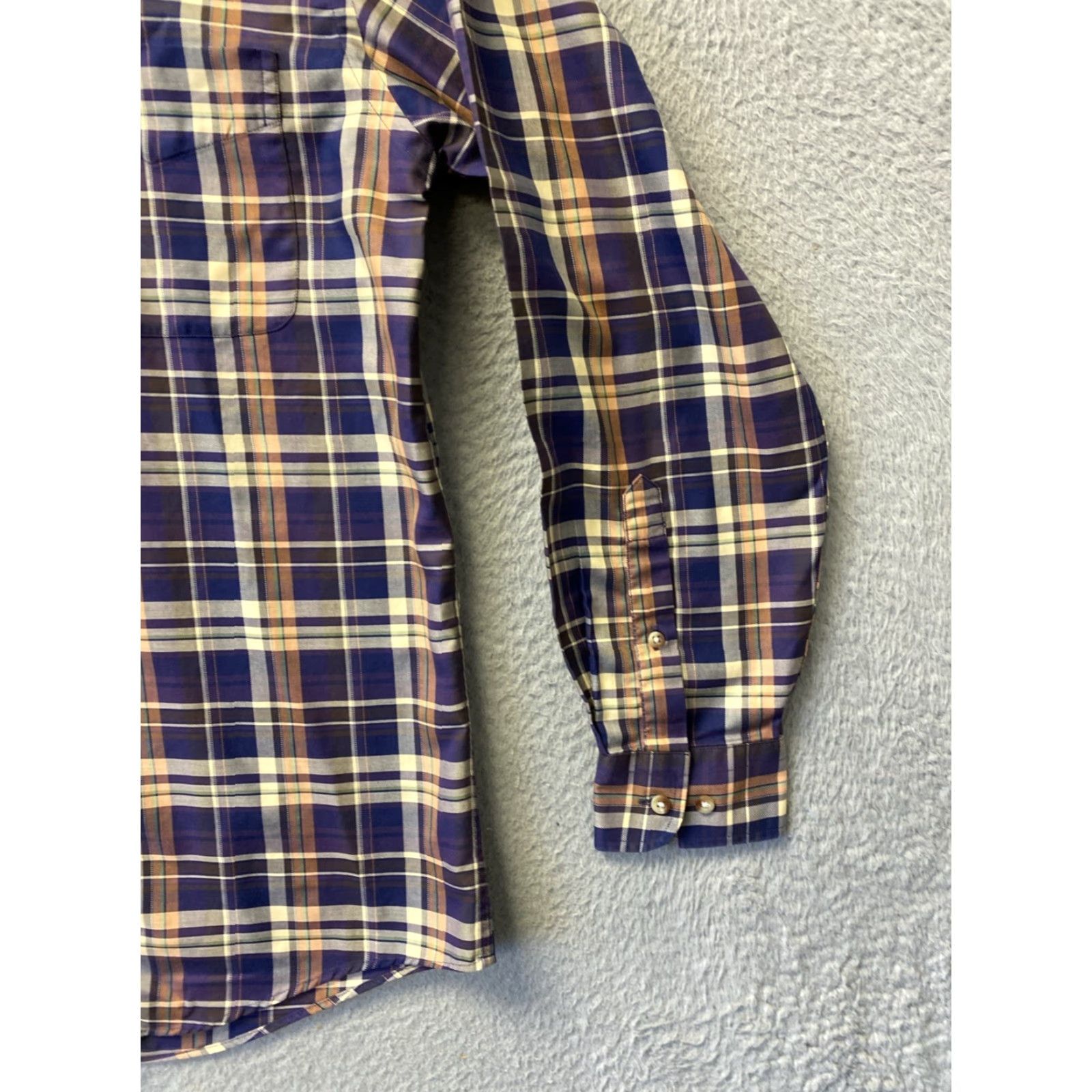 Jos. A. Bank Jos. A. Bank Button Shirt Men’s M Multicolor Plaid Cotton Traveler’s Collection /0596 Size US M / EU 48-50 / 2 - 3 Thumbnail