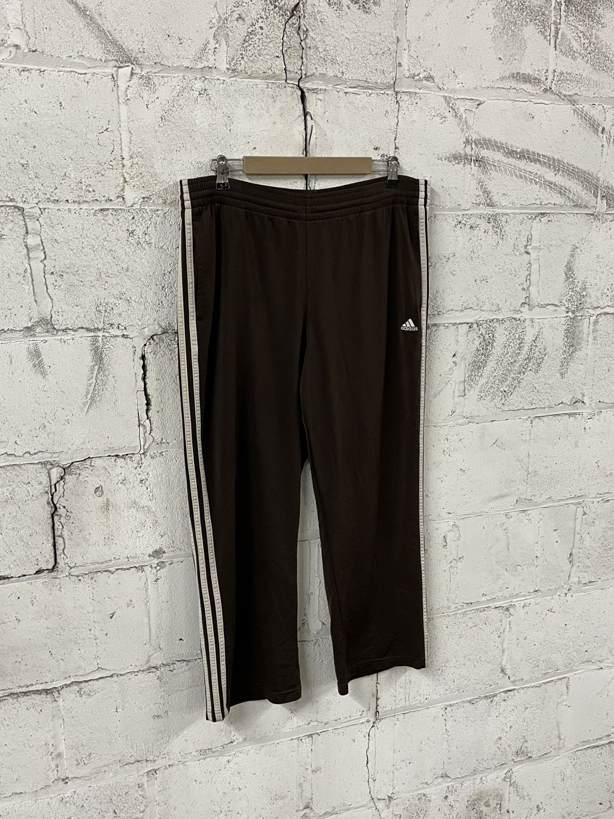 Adidas Adidas track pants baggy fit wide leg vintage mocha brown Size US 34 / EU 50 - 3 Thumbnail