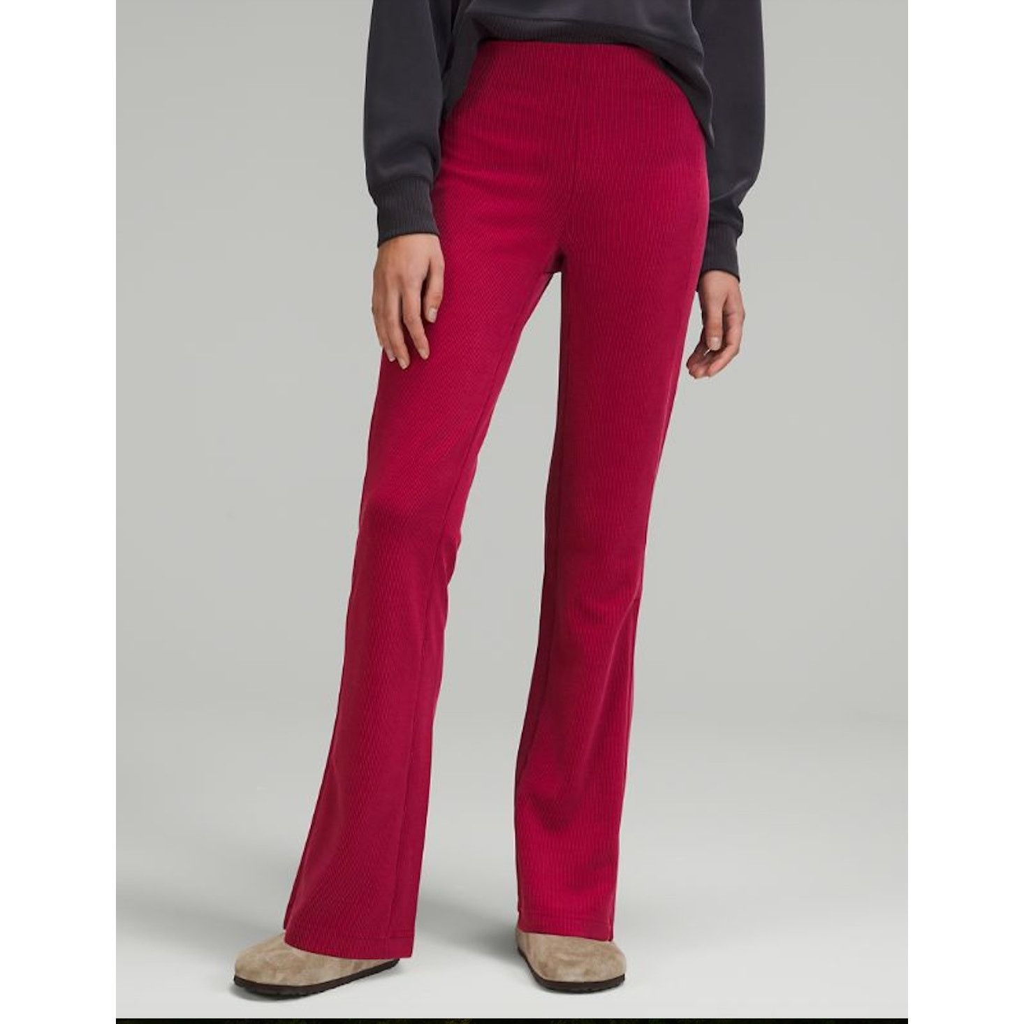 Lululemon Lululemon Dark Pink Softstreme Ribbed Zip Flared Pant 4 Size 27" / US 4 / IT 40 - 5 Thumbnail