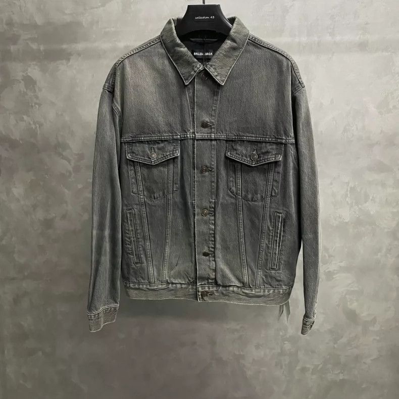 Balenciaga Balenciaga Black and grey printed logo denim jacket Size US M / EU 48-50 / 2 - 1 Thumbnail