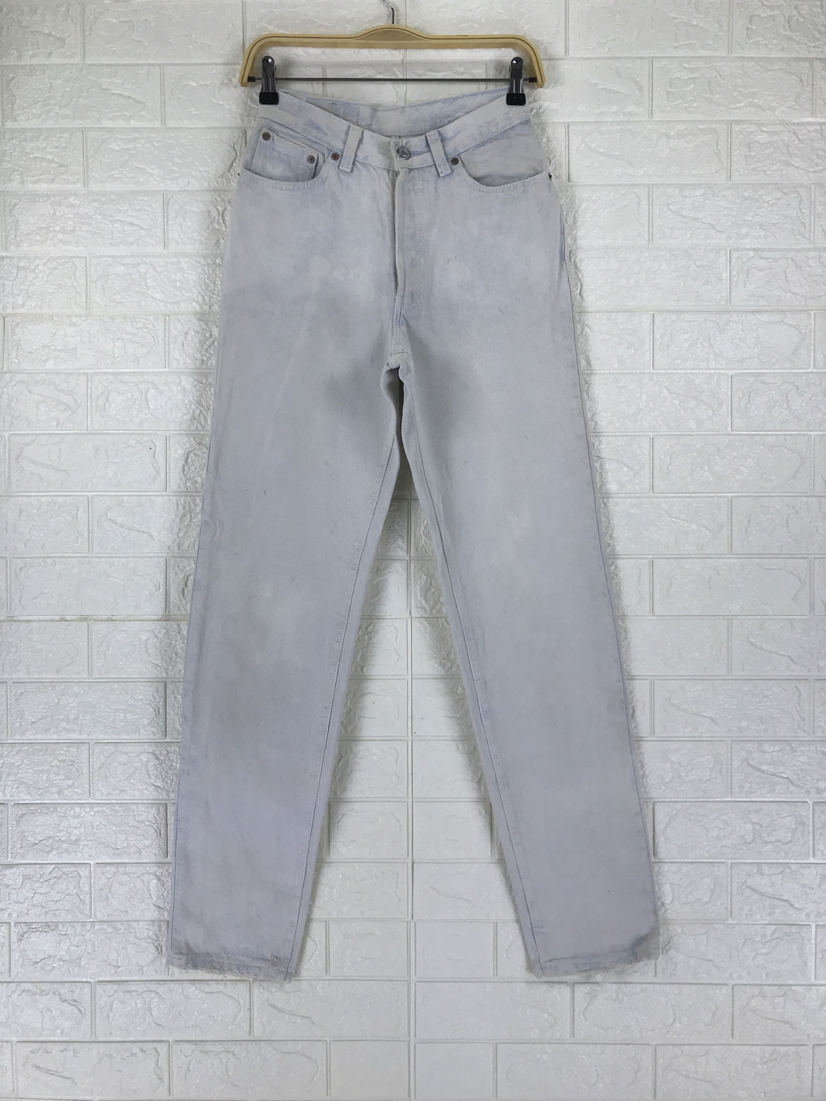 Levi's Vintage 90s Levi's 501 Light Washed Jeans Size 25" / US 0 / IT 36 - 1 Thumbnail