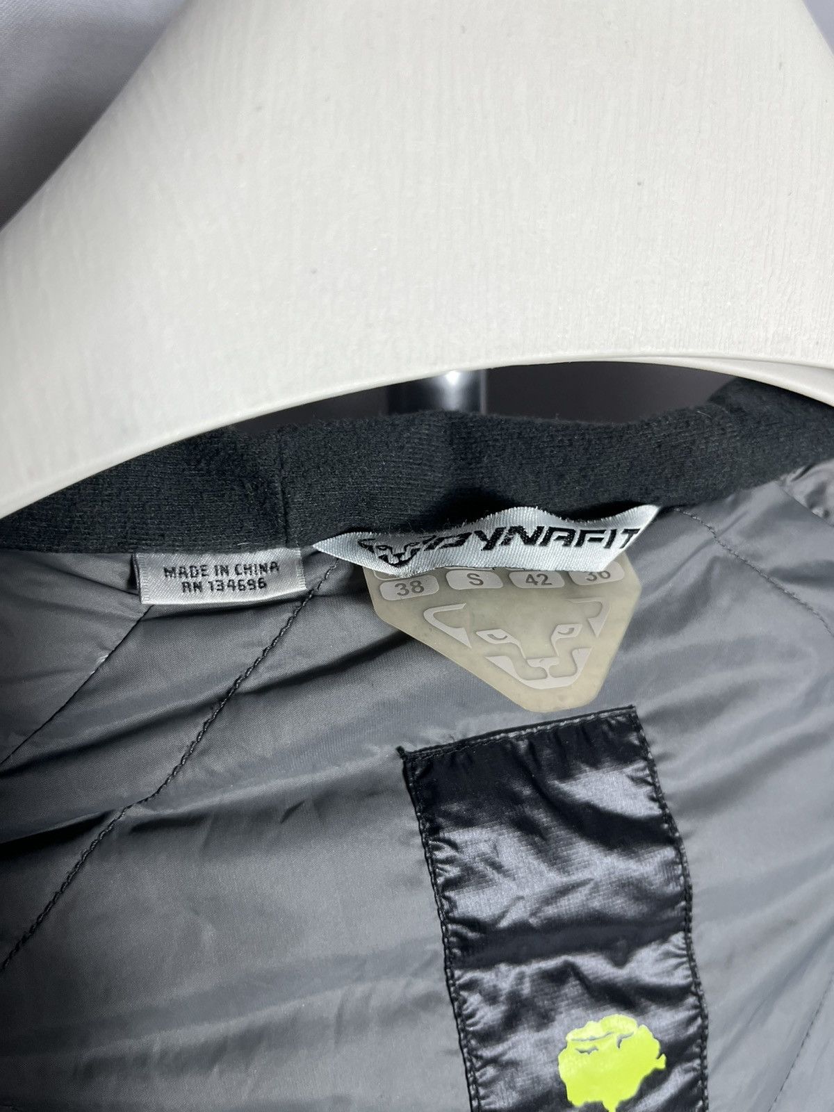Other Dynafit Aurora Down Jacket Womans Black Ski Hikking Mountain Size S / US 4 / IT 40 - 11 Thumbnail