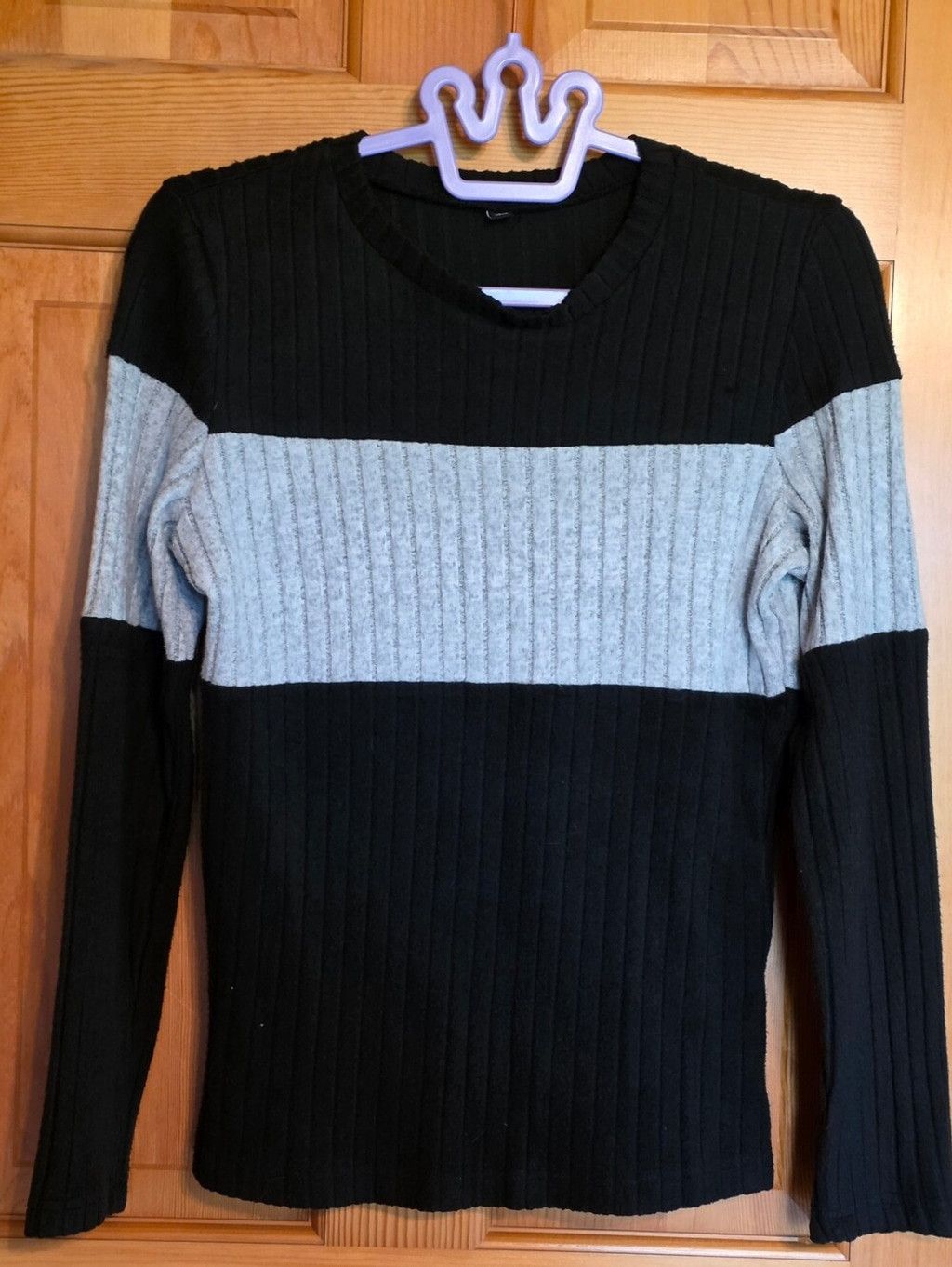 The Unbranded Brand Ribbed Zip-Neck Black Women's (S) Sweater Bundle (3) Size S / US 4 / IT 40 - 9 Thumbnail
