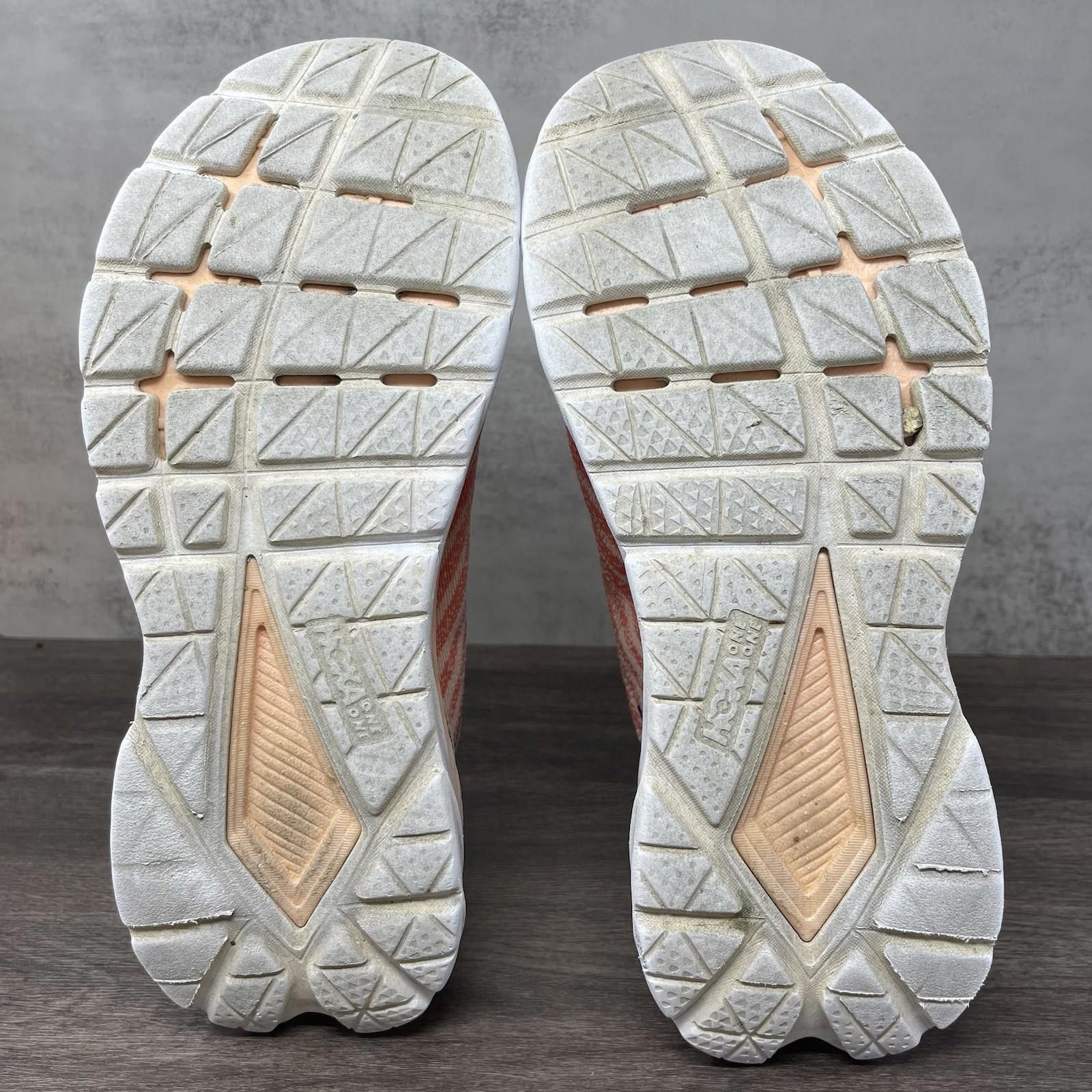 Other HOKA Mach 5 Running Shoes Womens 9 Orange White Size US 9 / IT 39 - 6 Thumbnail