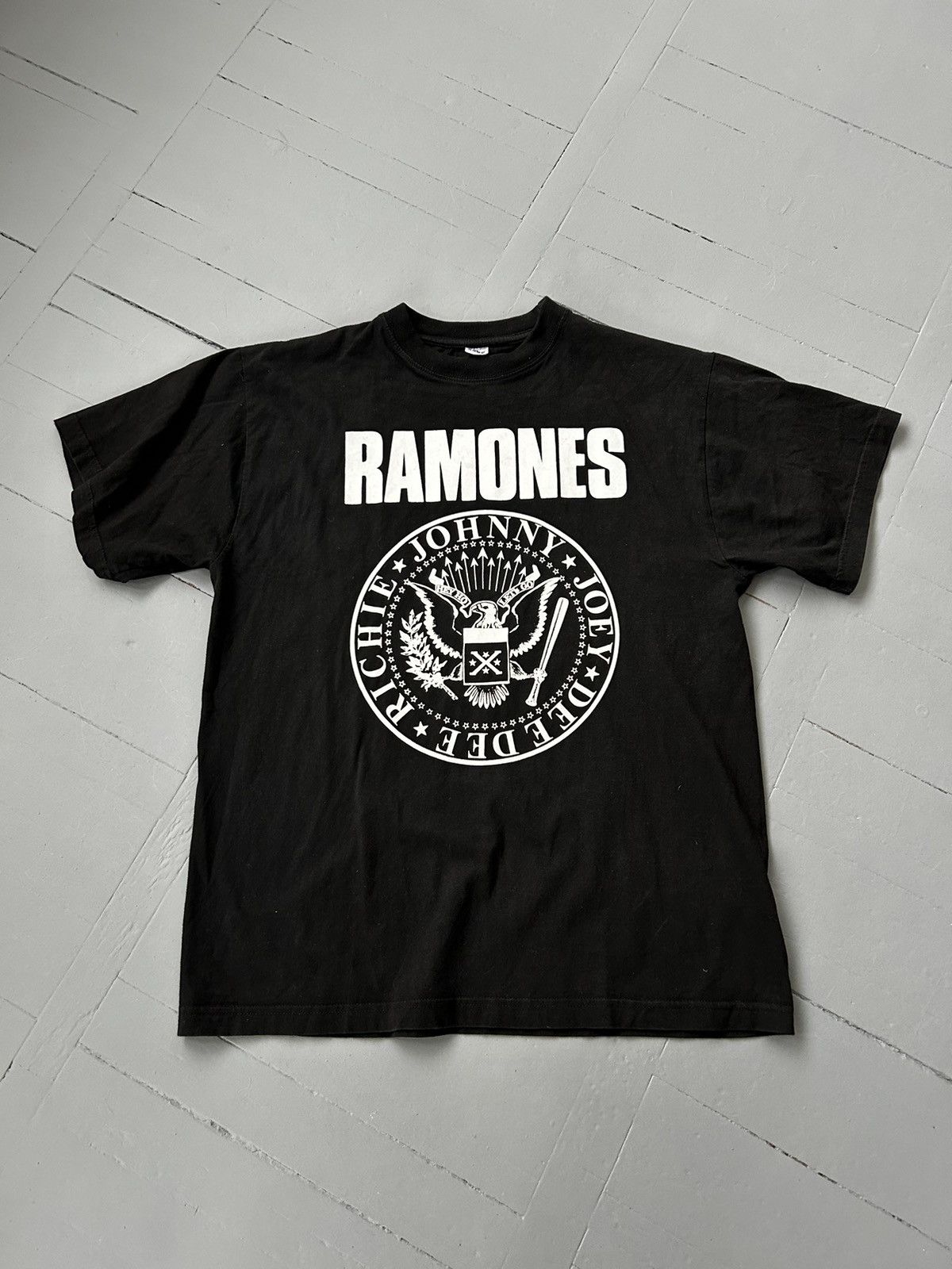 Vintage Ramones 20th Anniversary long sleeve T-Shirt