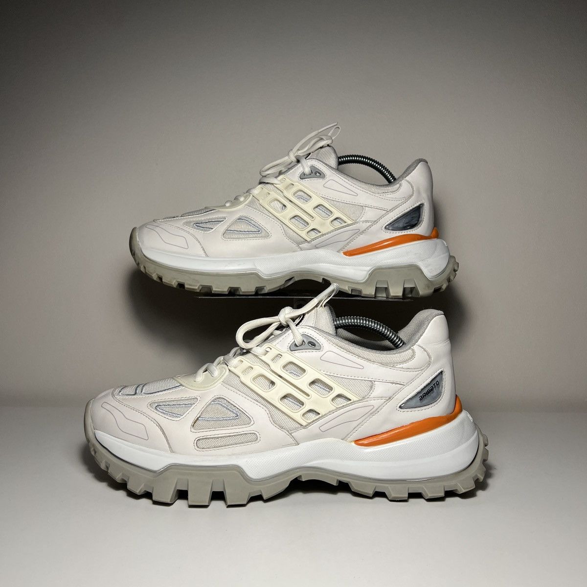 Axel Arigato Axel Arigato white and beige Sneakers Shoes Size 10,5 Size US 10.5 / EU 43-44 - 1 Thumbnail