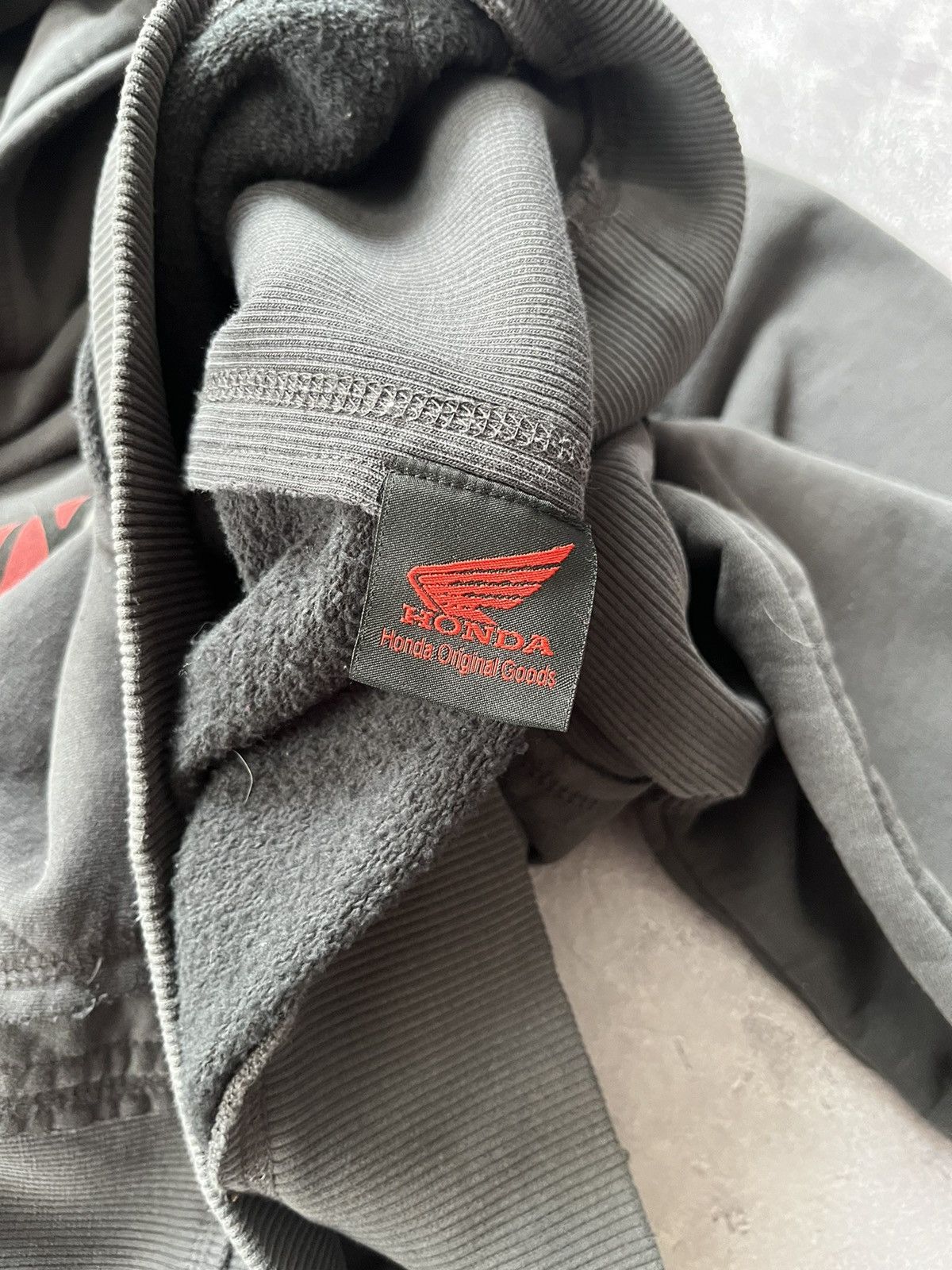 Honda Vintage Honda Motors HM Big Logo Hoodie Gray Size L Size US L / EU 52-54 / 3 - 9 Thumbnail