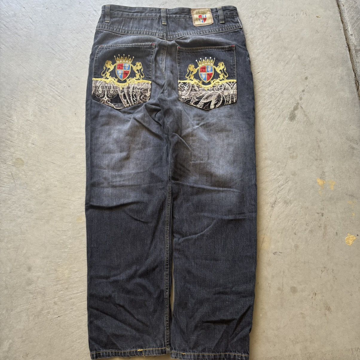 7th 38 Embroidered Y2K Denim 90s Hiphop Vintage Faded Gray