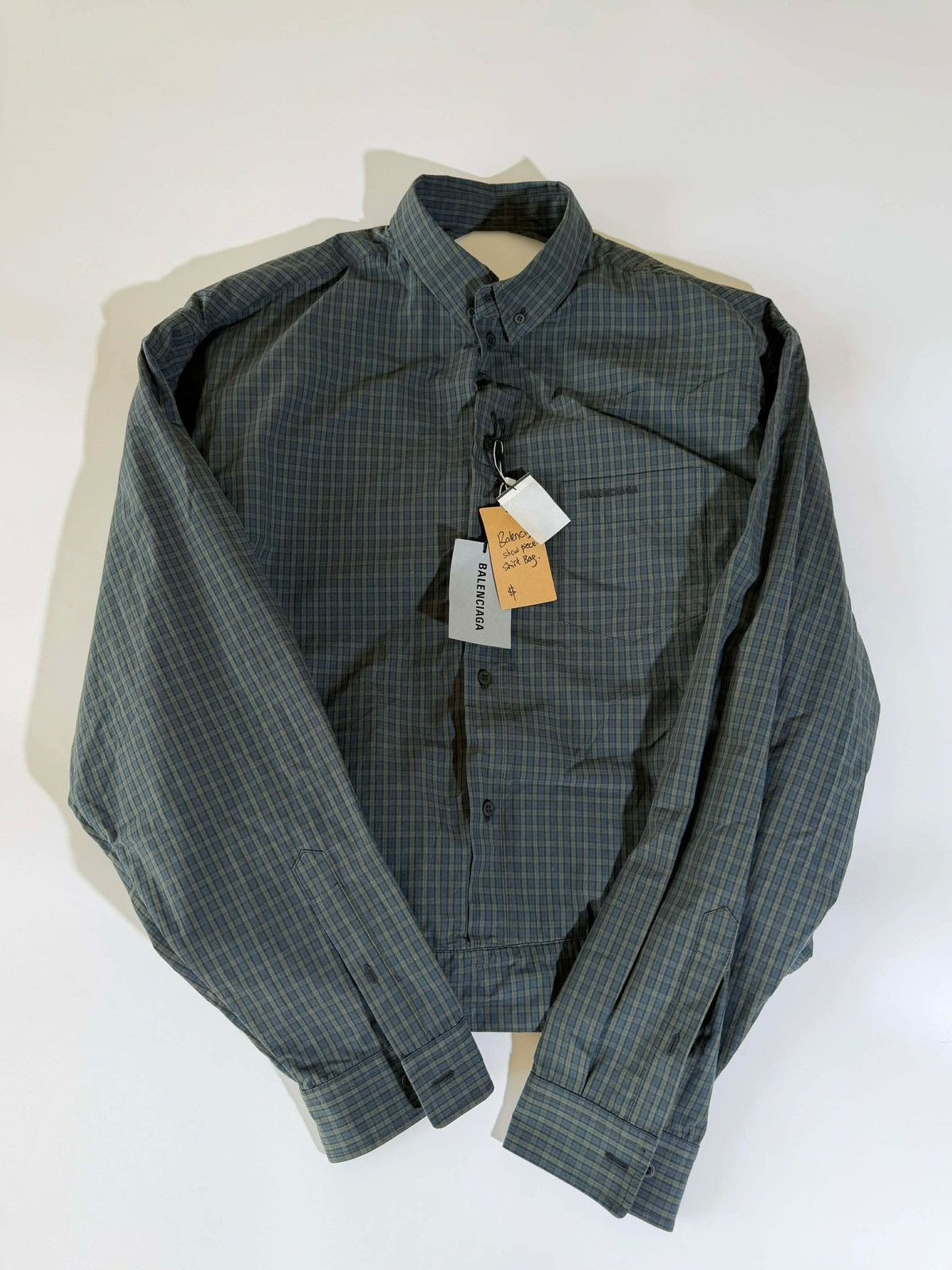 Balenciaga Balenciaga Spring/Summer 2025 Garde Robe Shirt Bag Size ONE SIZE - 2 Thumbnail