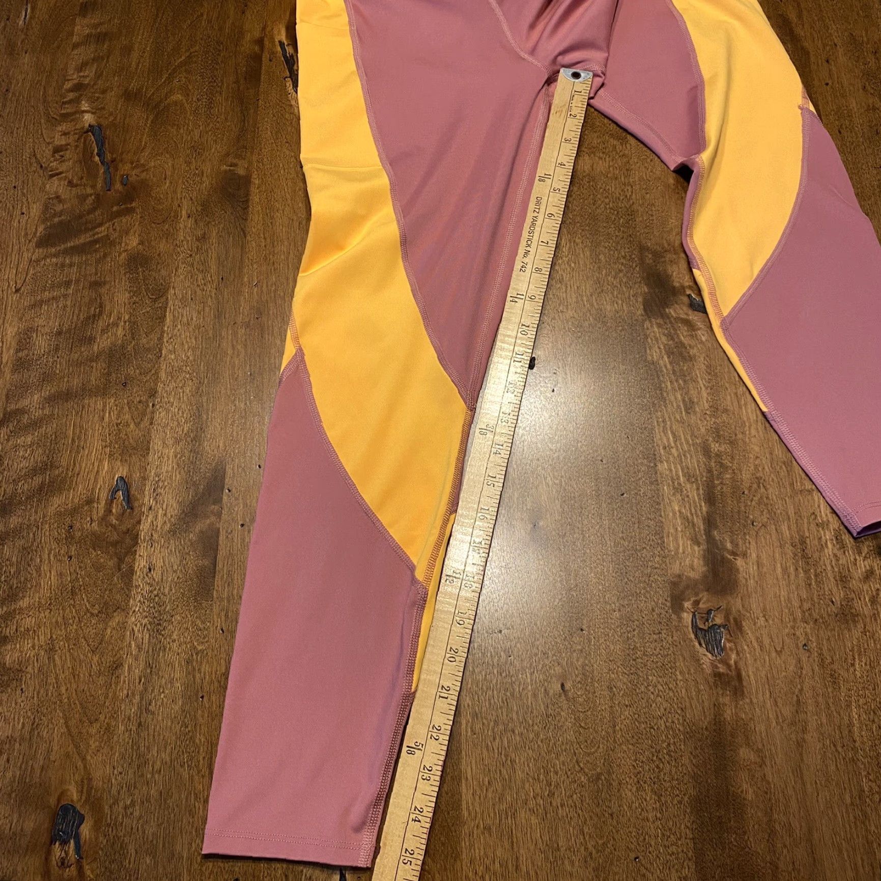 Nike VINTAGE Nike Jordan Leggings Women Large 28x25 Capri Activewear Gym Pink Yellow Michael Size 36" / US 14 / IT 50 - 7 Thumbnail