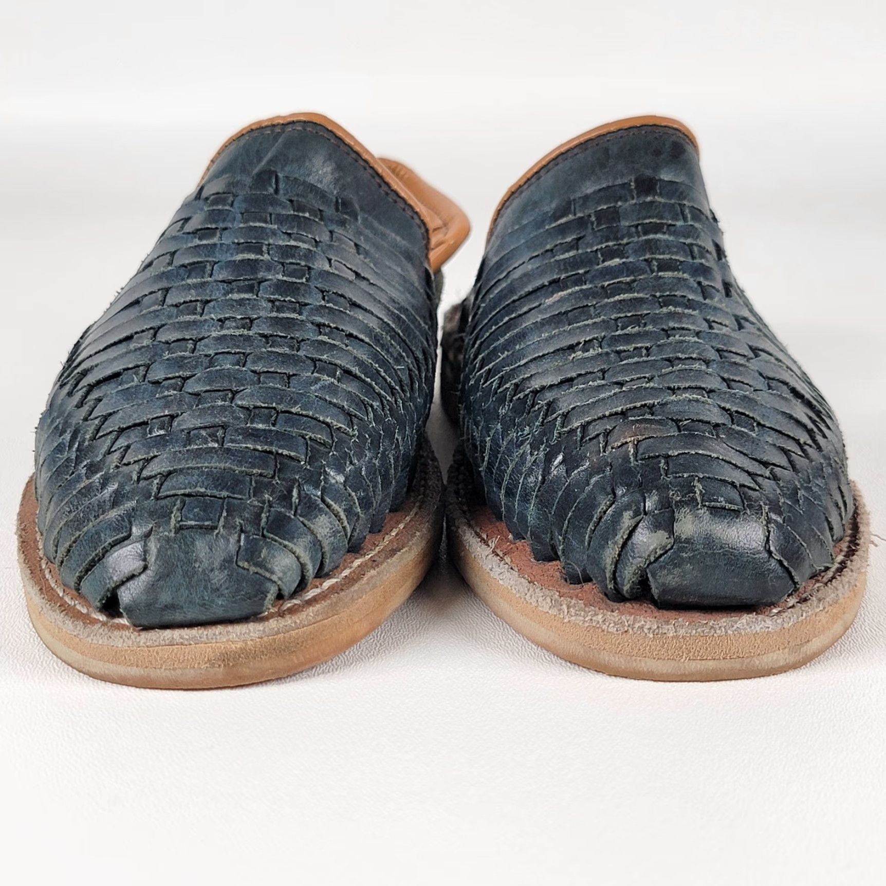 CLOSED Genuine Authentic Mexican Blue Leather Closed Toe Sandal Women's 5 US/2 Mexico - Flat Heel, Slip On, M Width, Geometric Pattern - Made in Mexico Size US 5 / IT 35 - 3 Thumbnail