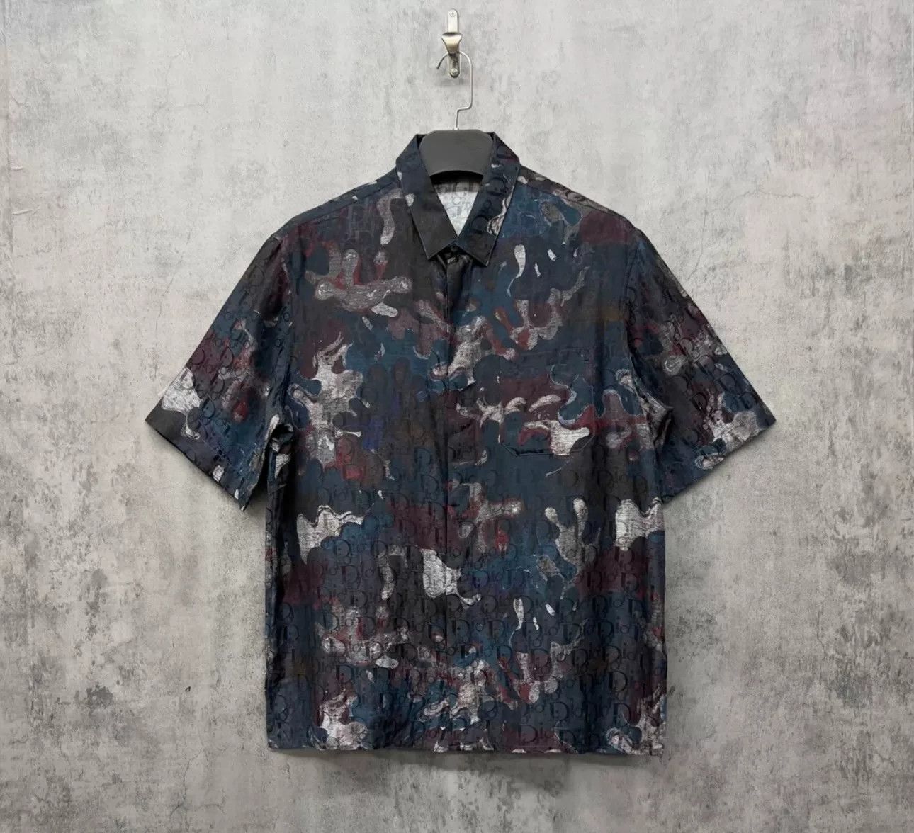 Dior dior logo pattern short sleeve shirt Size US M / EU 48-50 / 2 - 1 Thumbnail